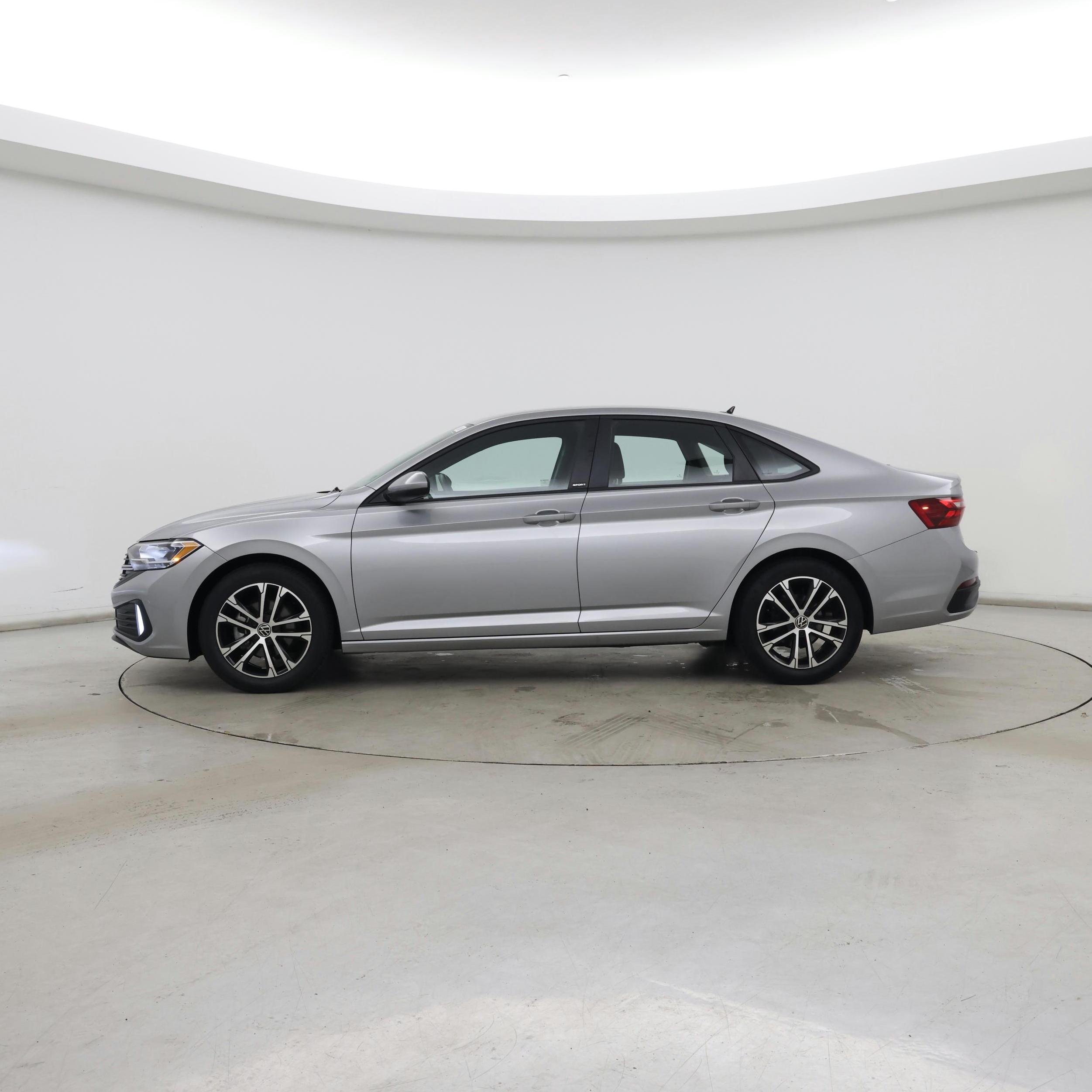 Thumbnail: 2023 Volkswagen Jetta - 3
