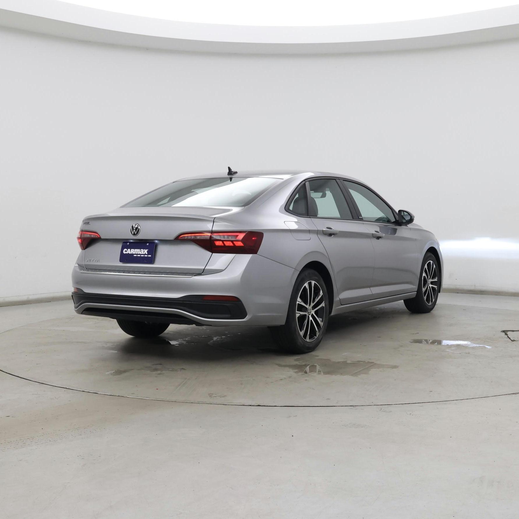 Thumbnail: 2023 Volkswagen Jetta - 8