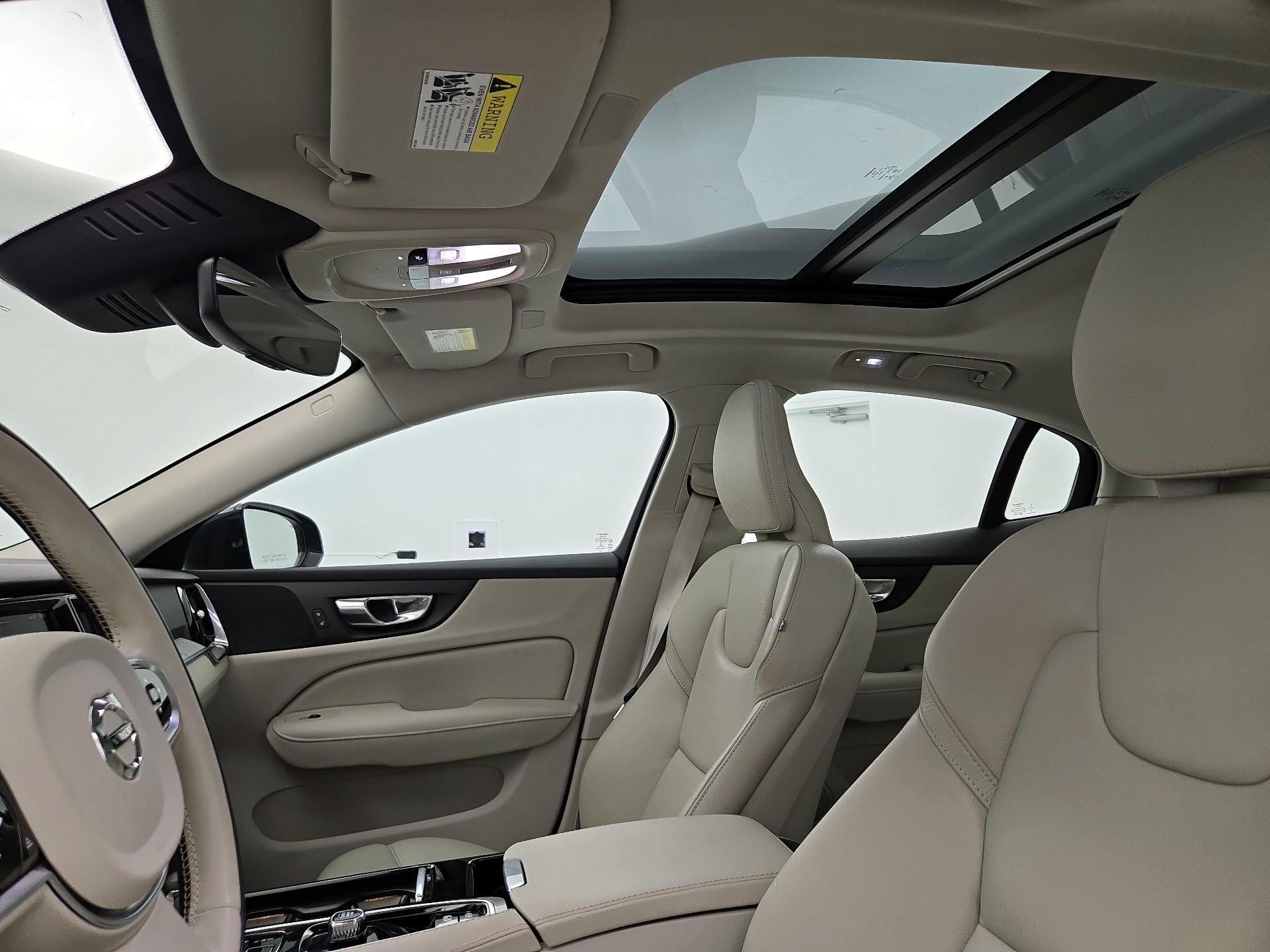 Thumbnail: 2023 Volvo S60 - 20