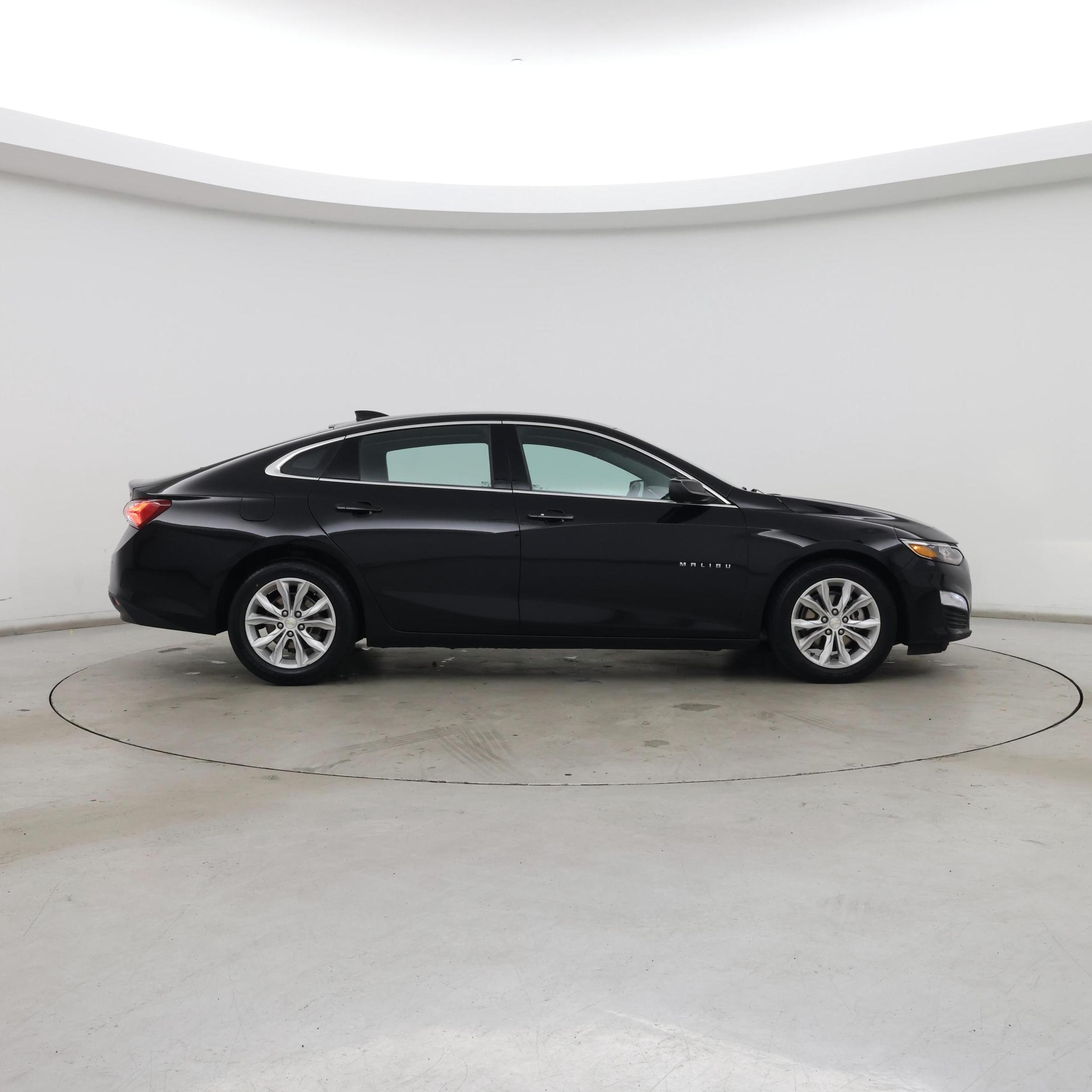 Thumbnail: 2021 Chevrolet Malibu - 7