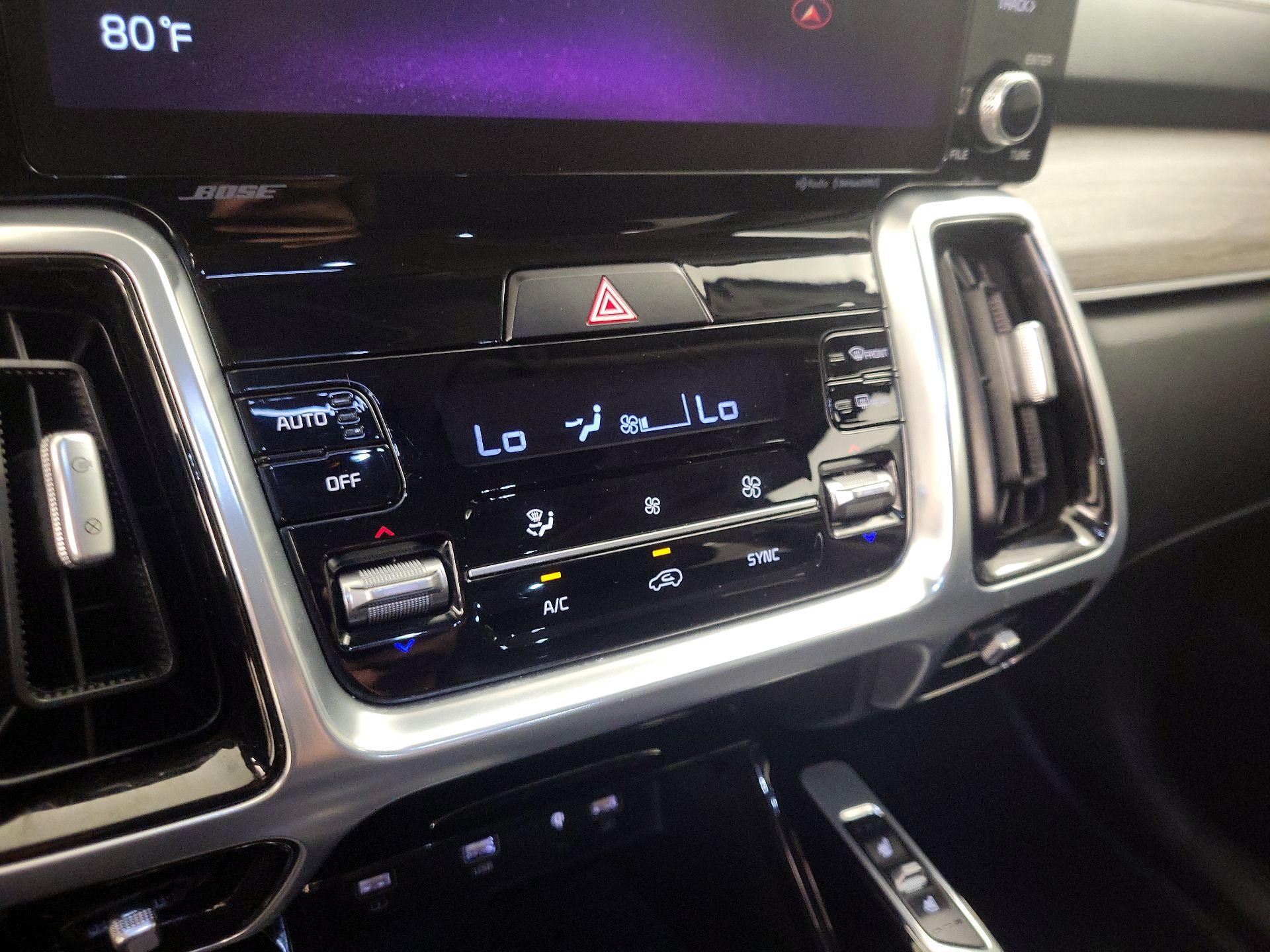 Thumbnail: 2021 Kia Sorento - 17