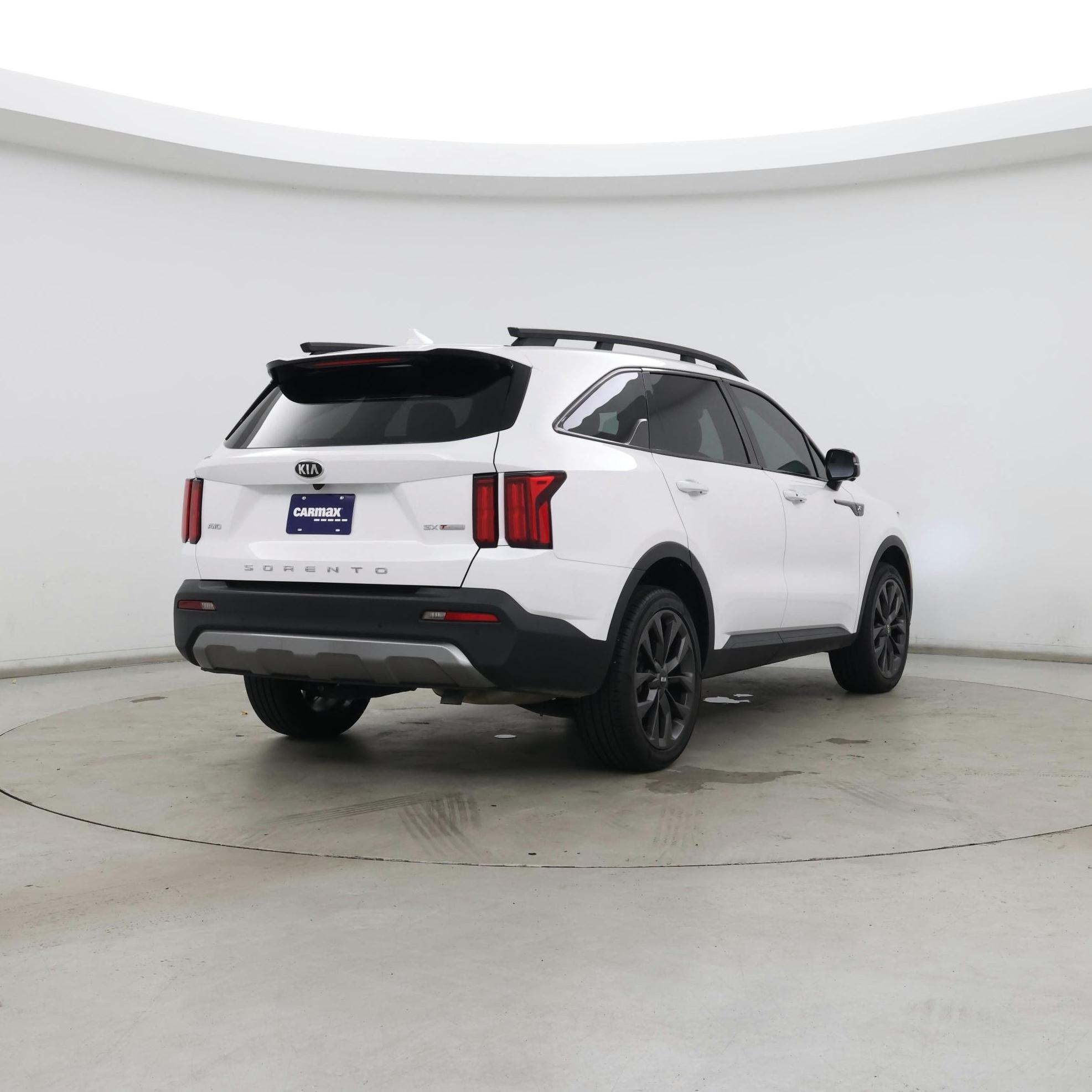 Thumbnail: 2021 Kia Sorento - 8