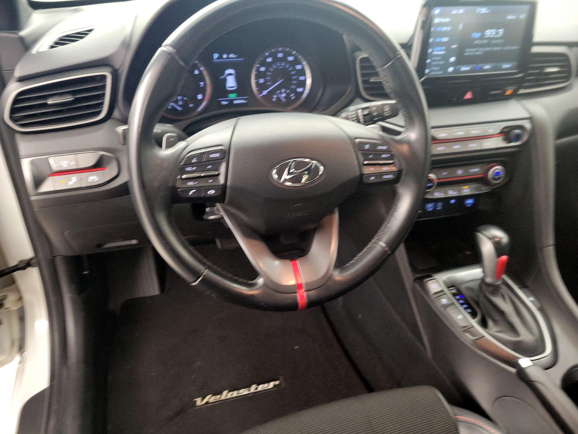 Thumbnail: 2020 Hyundai Veloster - 10