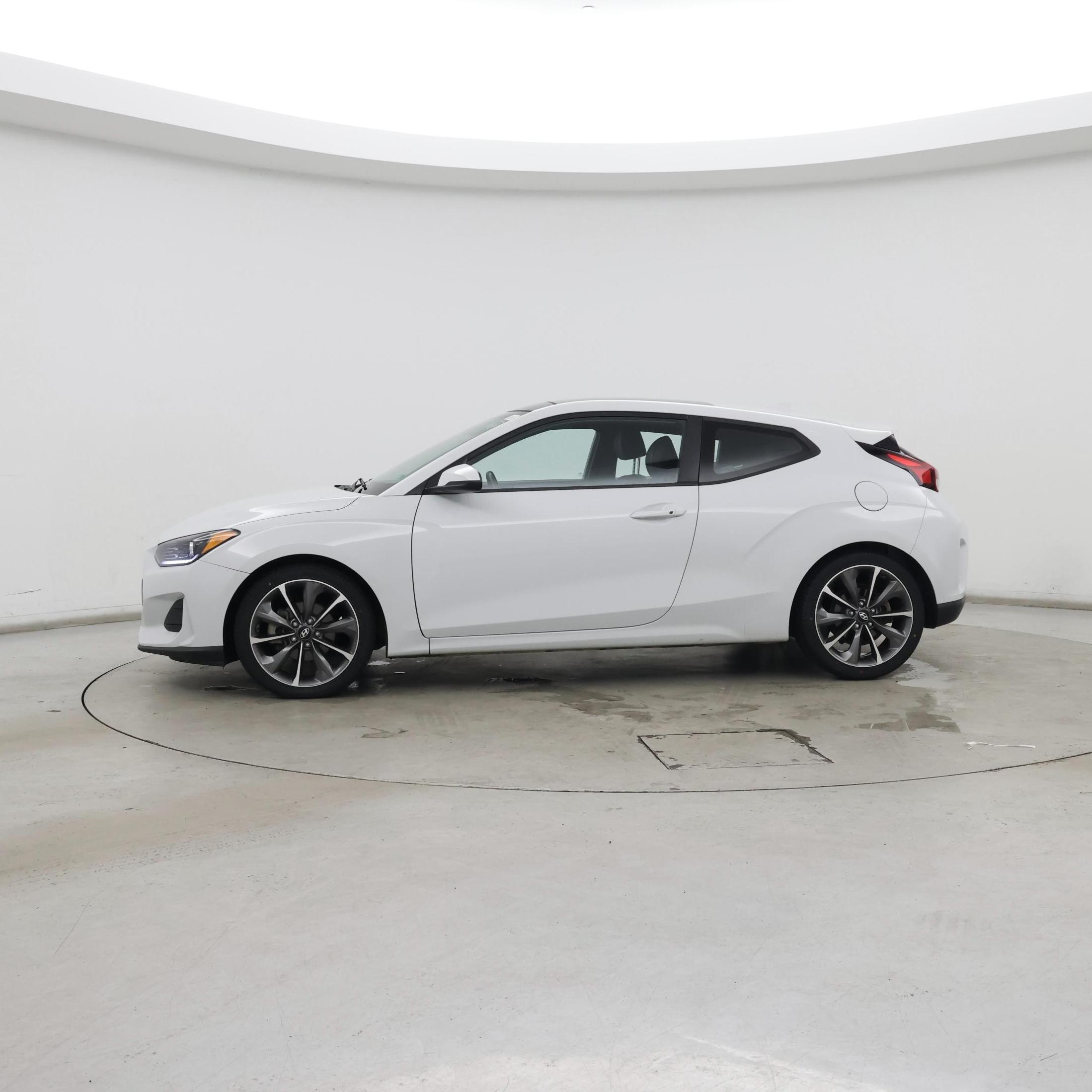 Thumbnail: 2020 Hyundai Veloster - 3