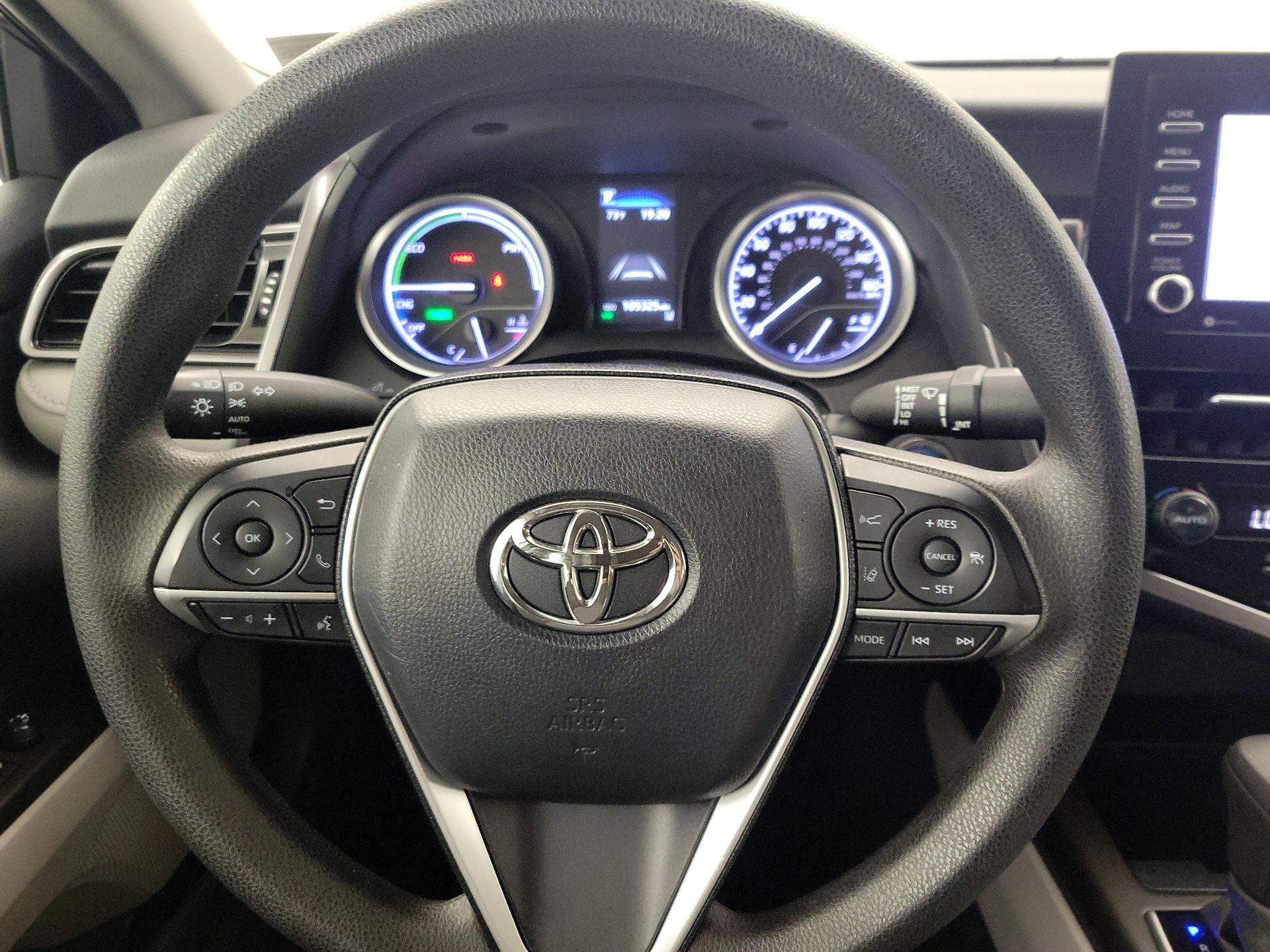 Thumbnail: 2021 Toyota Camry - 10