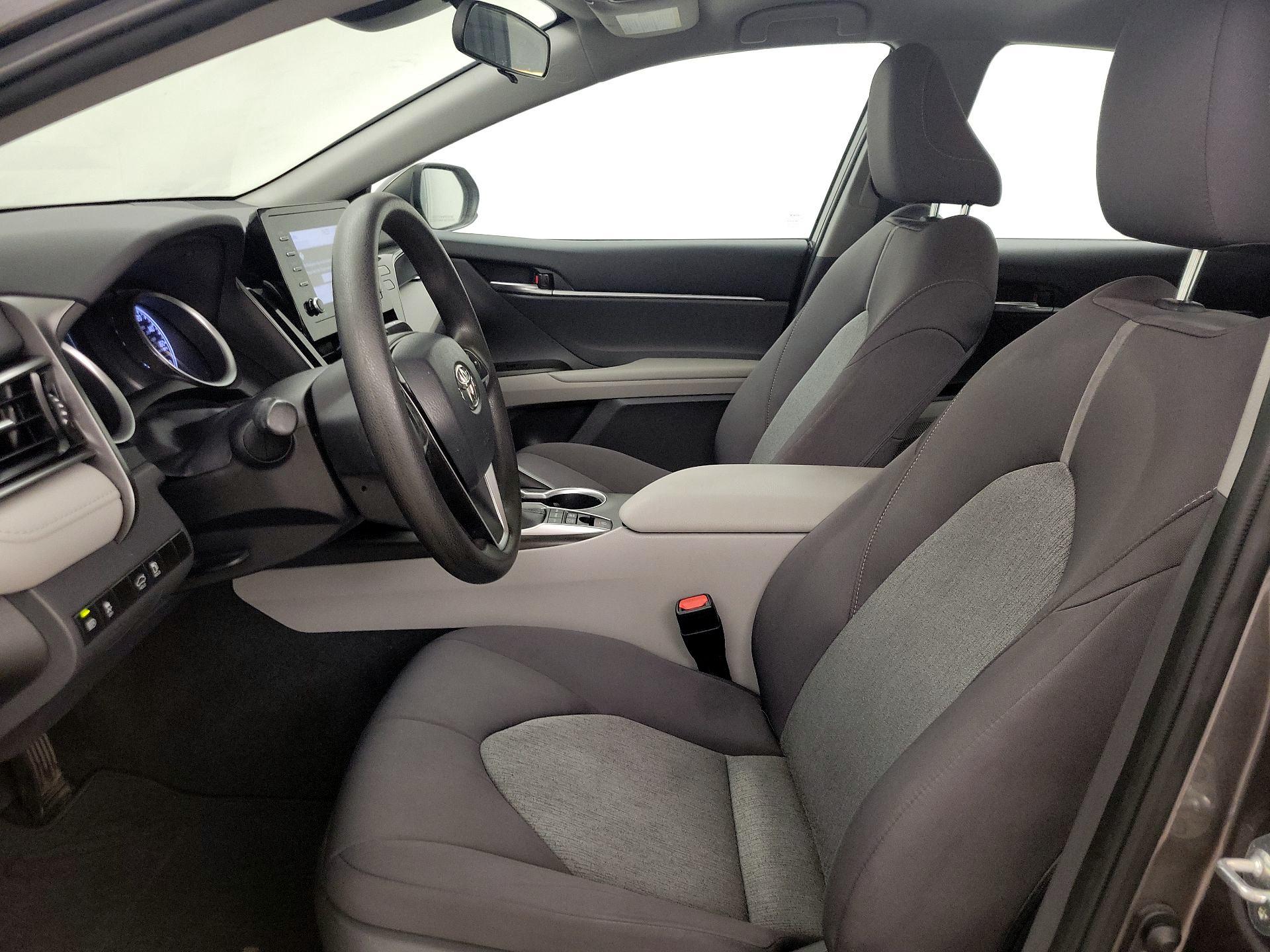 Thumbnail: 2021 Toyota Camry - 11