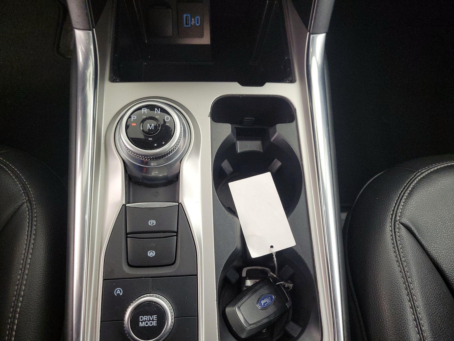 Thumbnail: 2020 Ford Explorer - 18