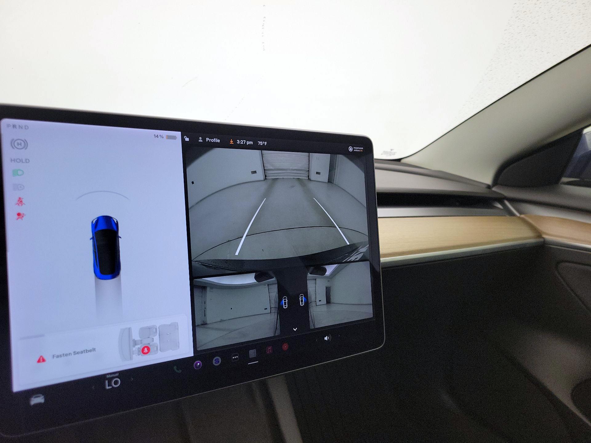 Thumbnail: 2022 Tesla Model 3 - 14