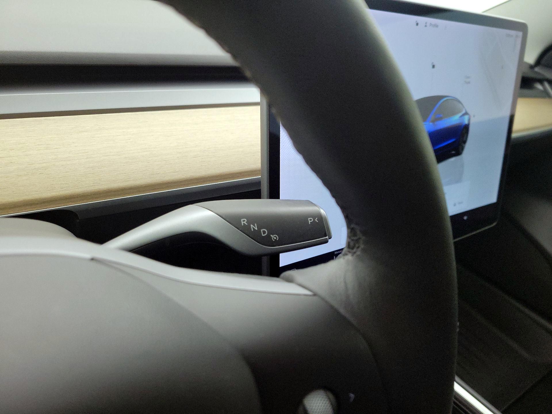 Thumbnail: 2022 Tesla Model 3 - 17
