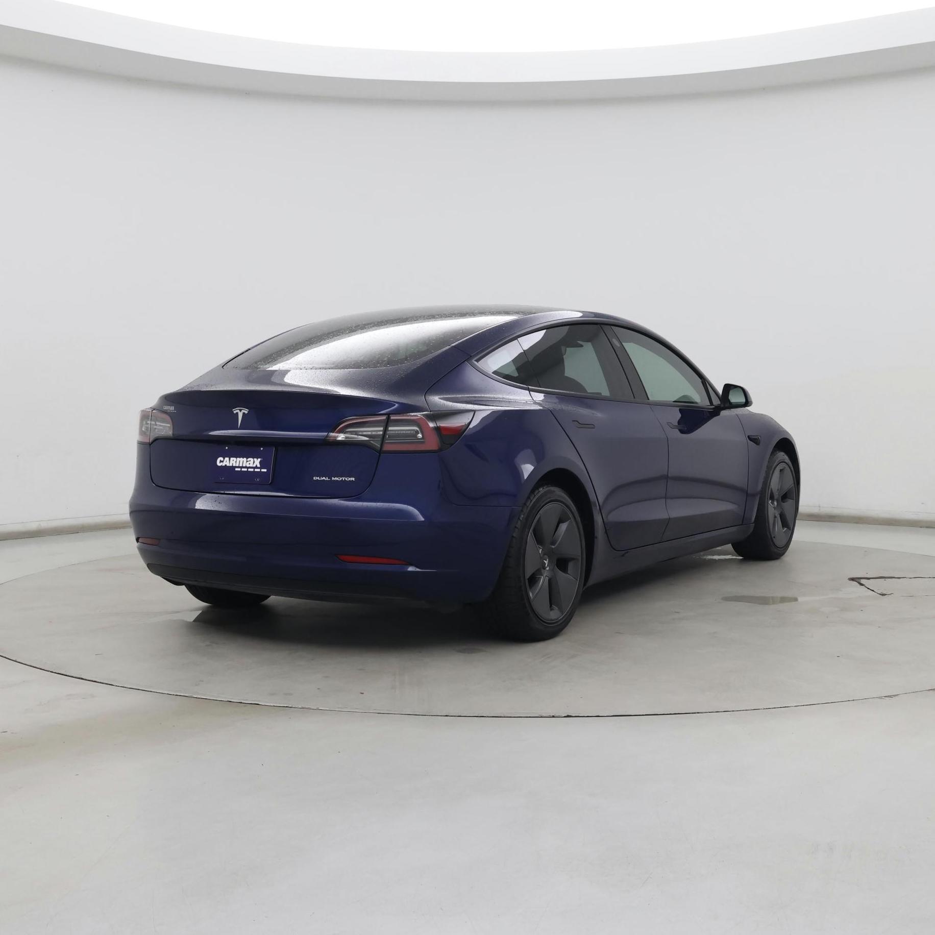 Thumbnail: 2022 Tesla Model 3 - 8