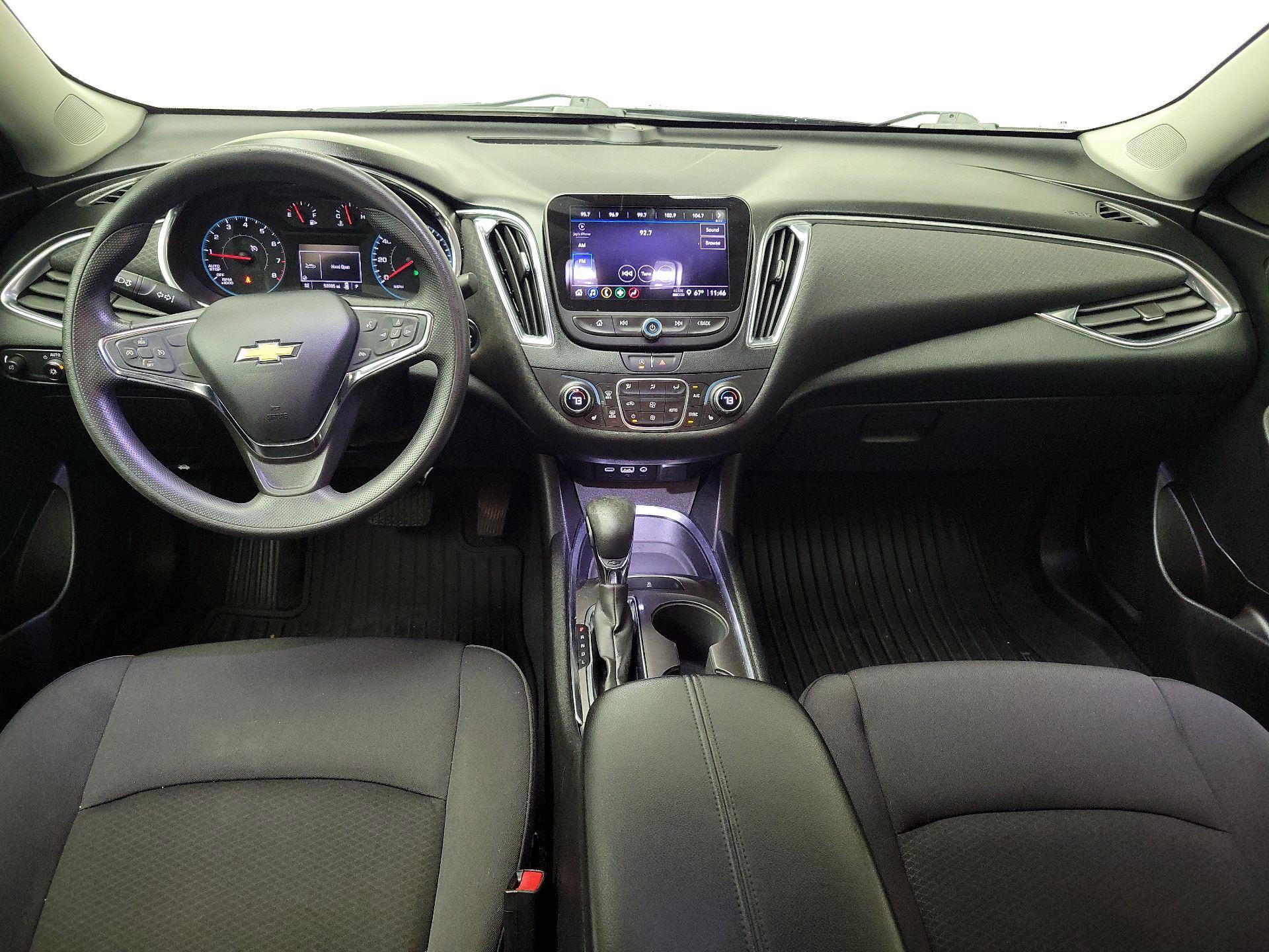 Thumbnail: 2021 Chevrolet Malibu - 9