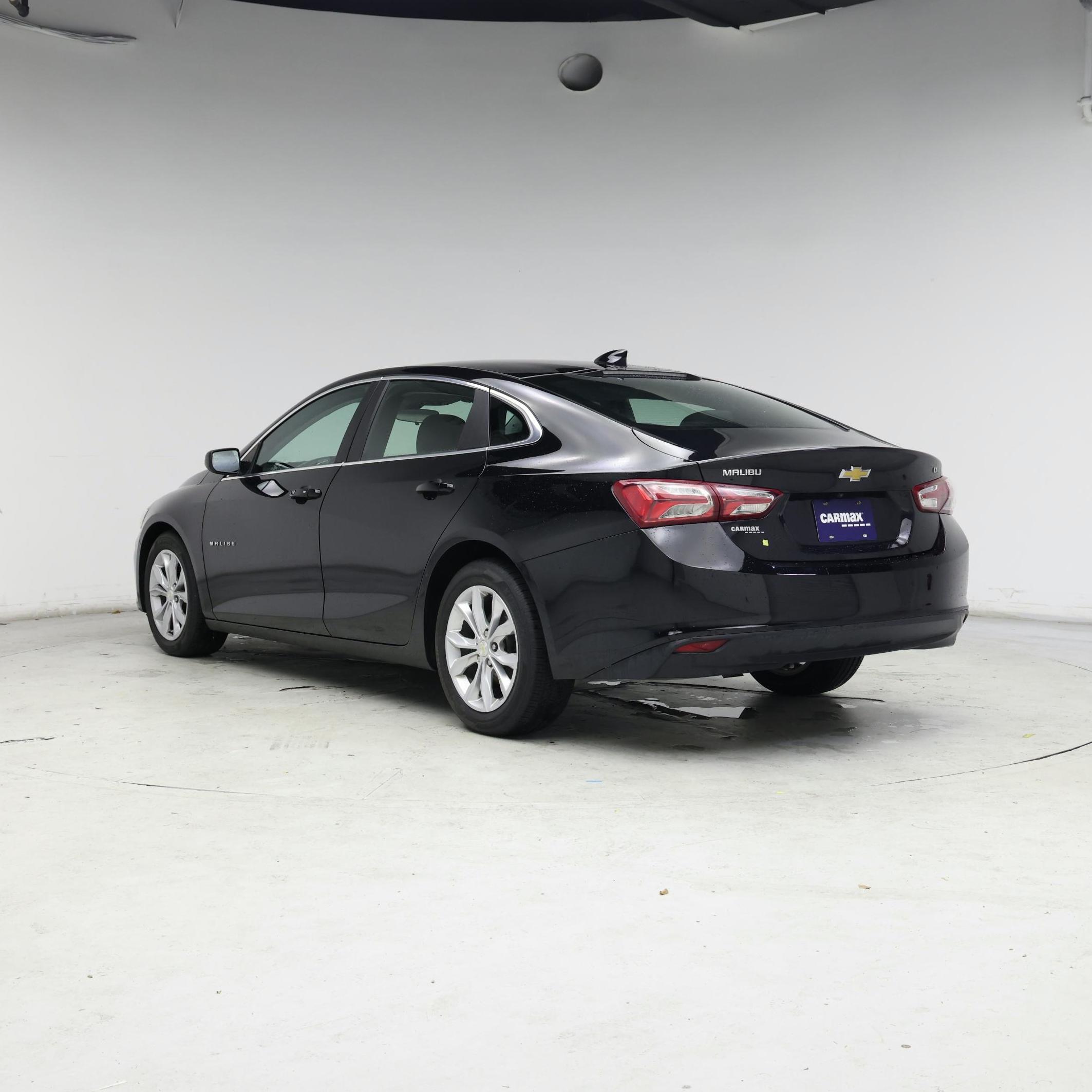 Thumbnail: 2021 Chevrolet Malibu - 2
