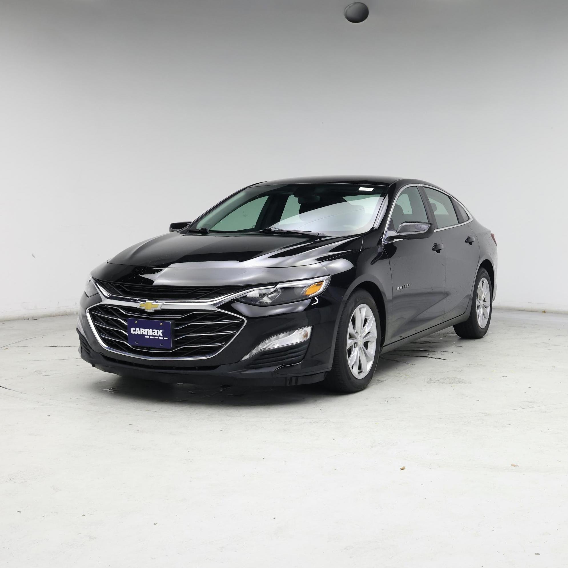 Thumbnail: 2021 Chevrolet Malibu - 4