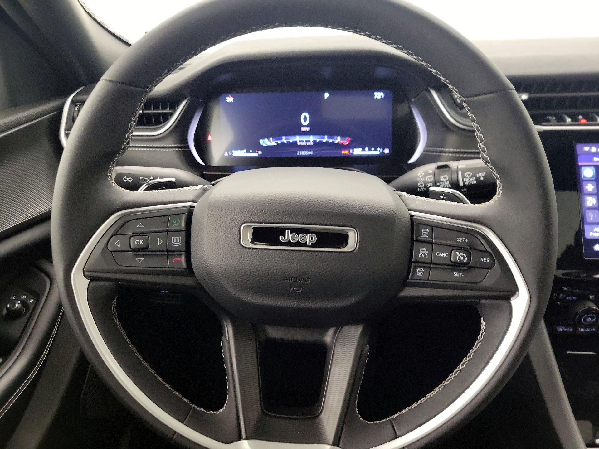Thumbnail: 2023 Jeep Grand Cherokee - 10