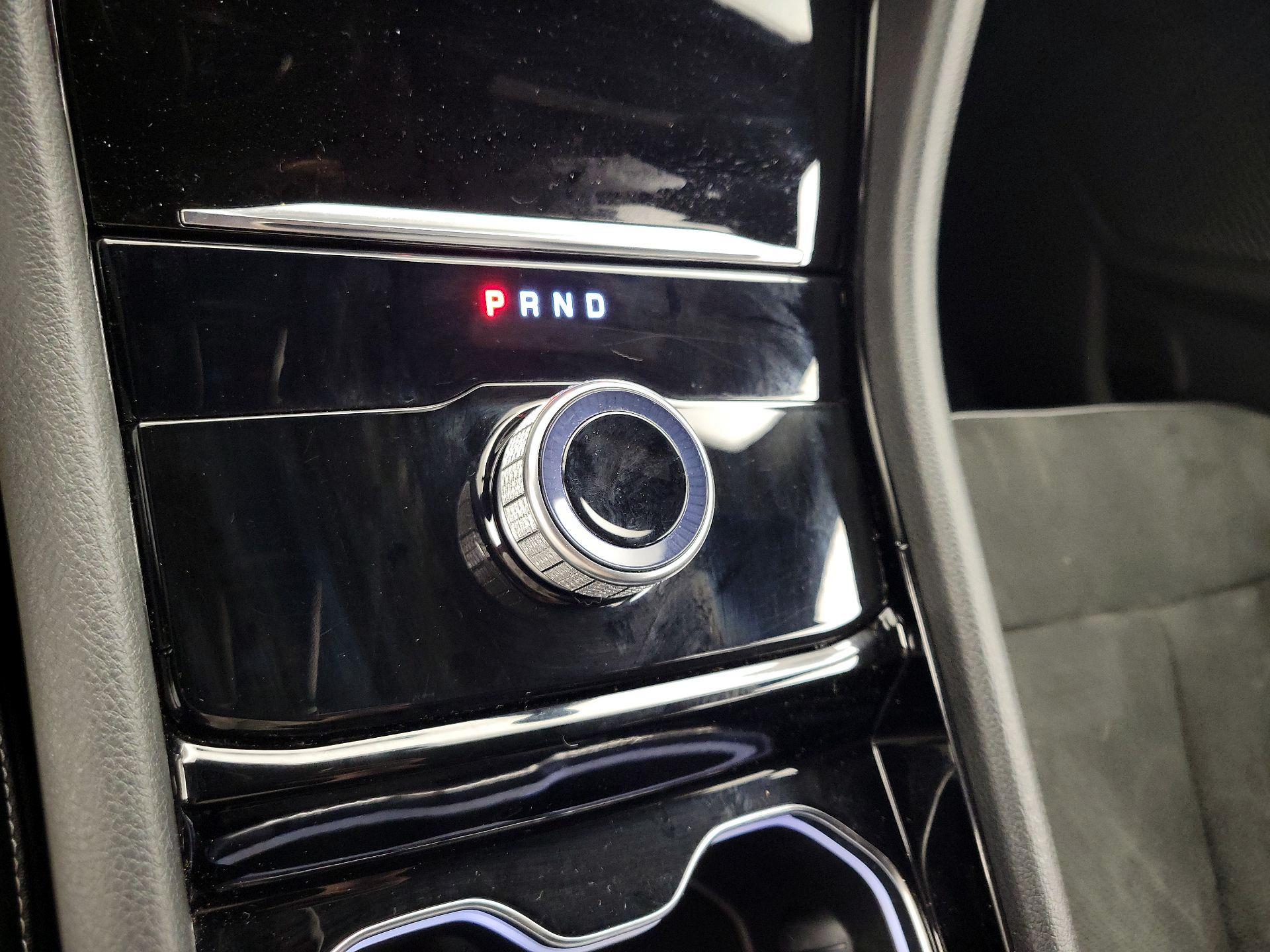 Thumbnail: 2023 Jeep Grand Cherokee - 17