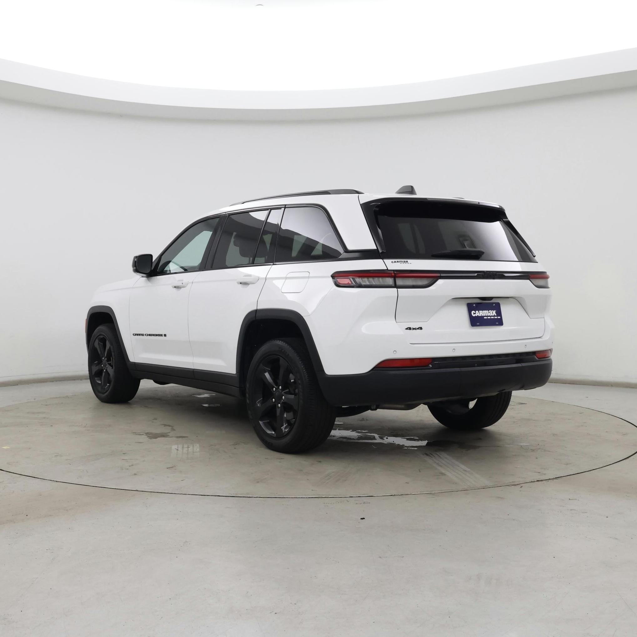Thumbnail: 2023 Jeep Grand Cherokee - 2