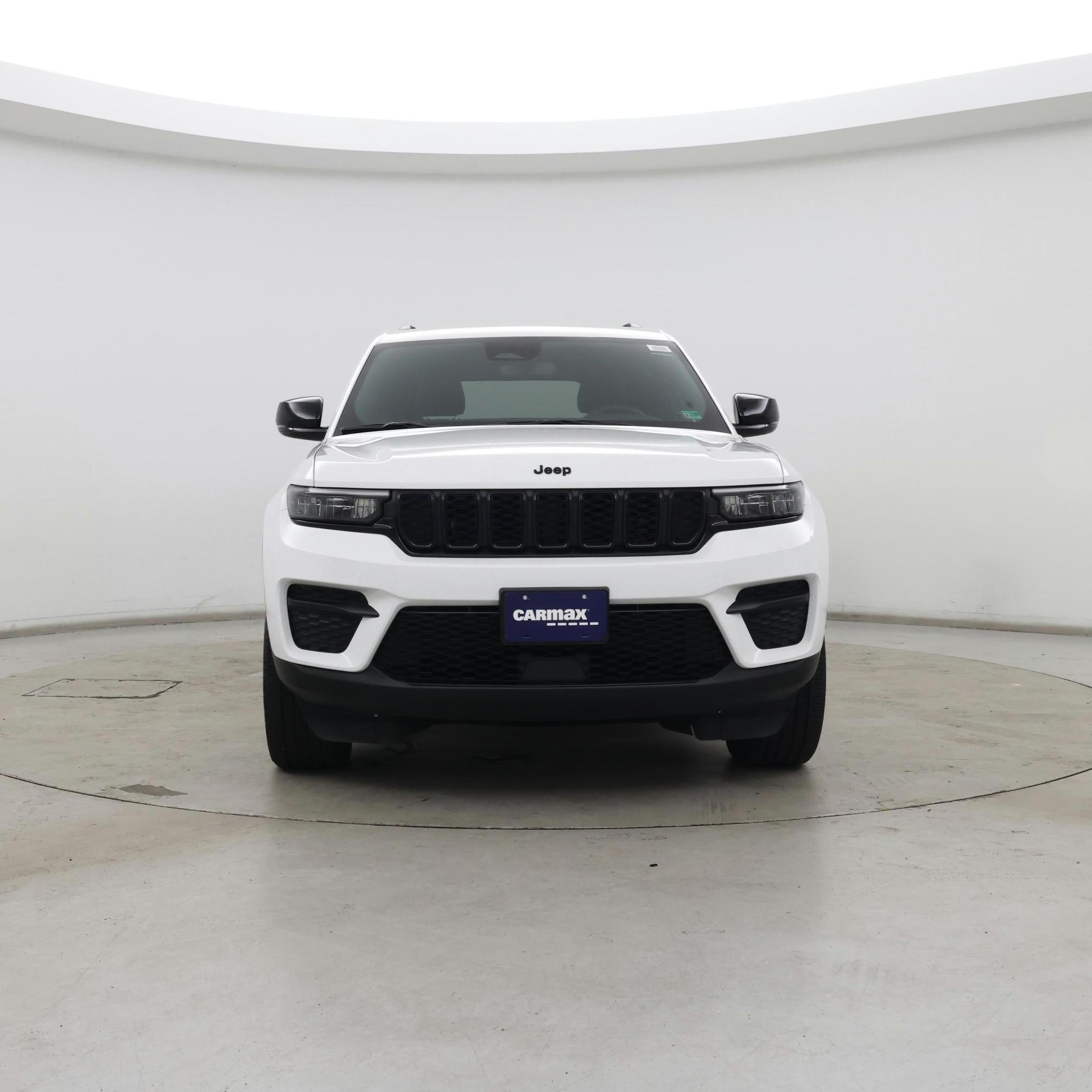 Thumbnail: 2023 Jeep Grand Cherokee - 5