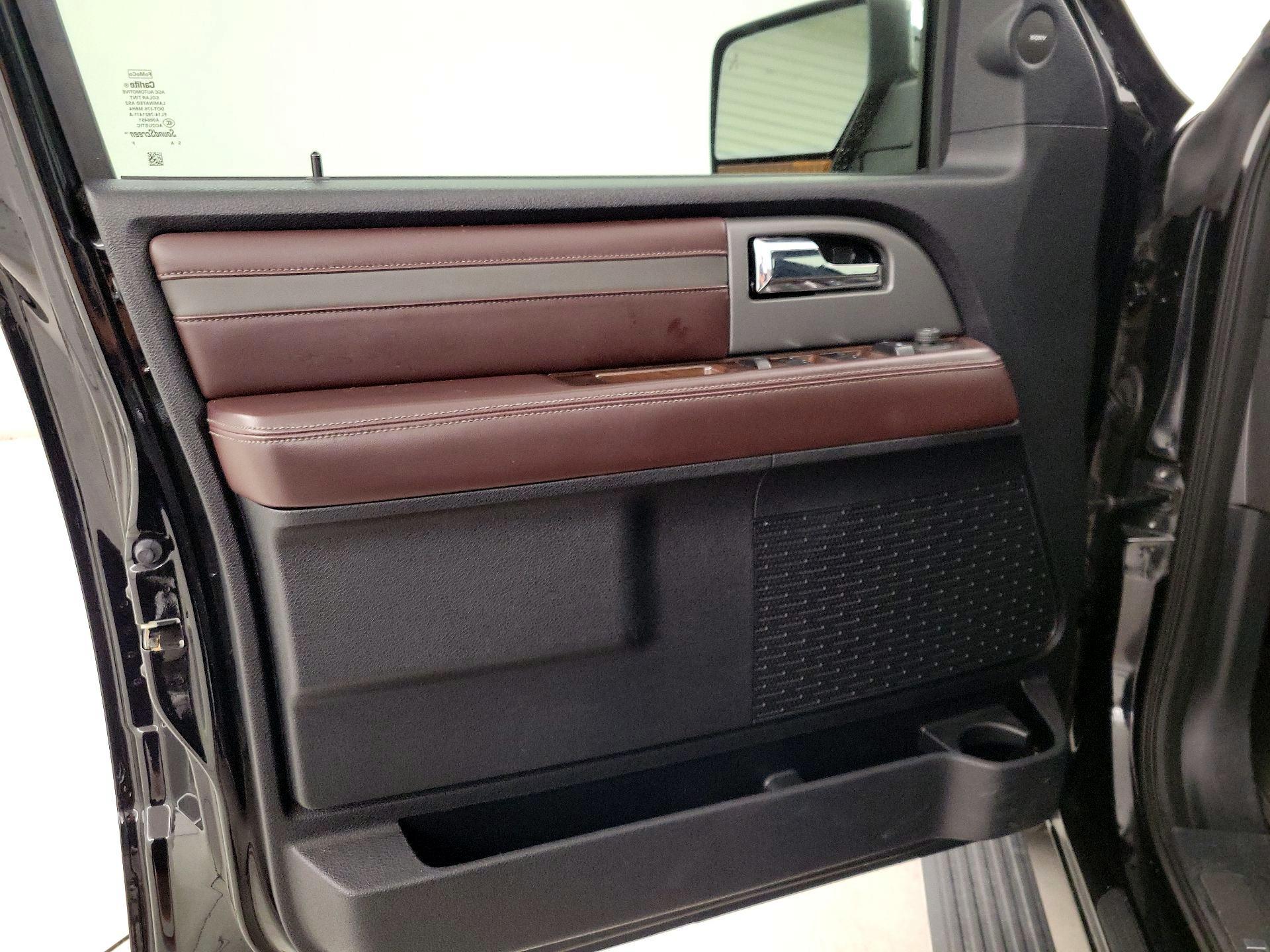 Thumbnail: 2016 Ford Expedition EL - 12