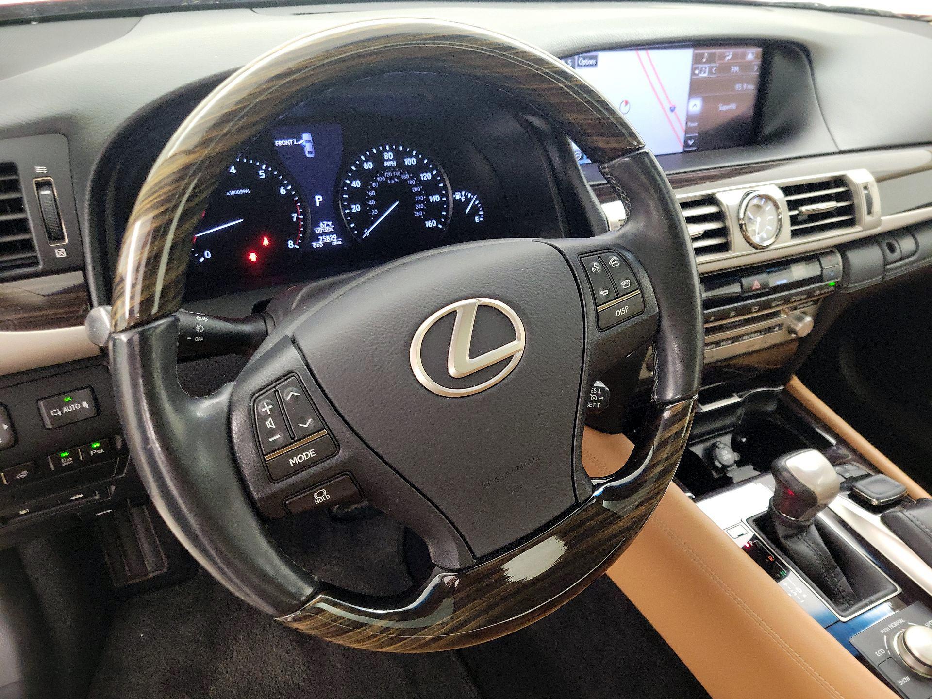 Thumbnail: 2015 Lexus LS - 10