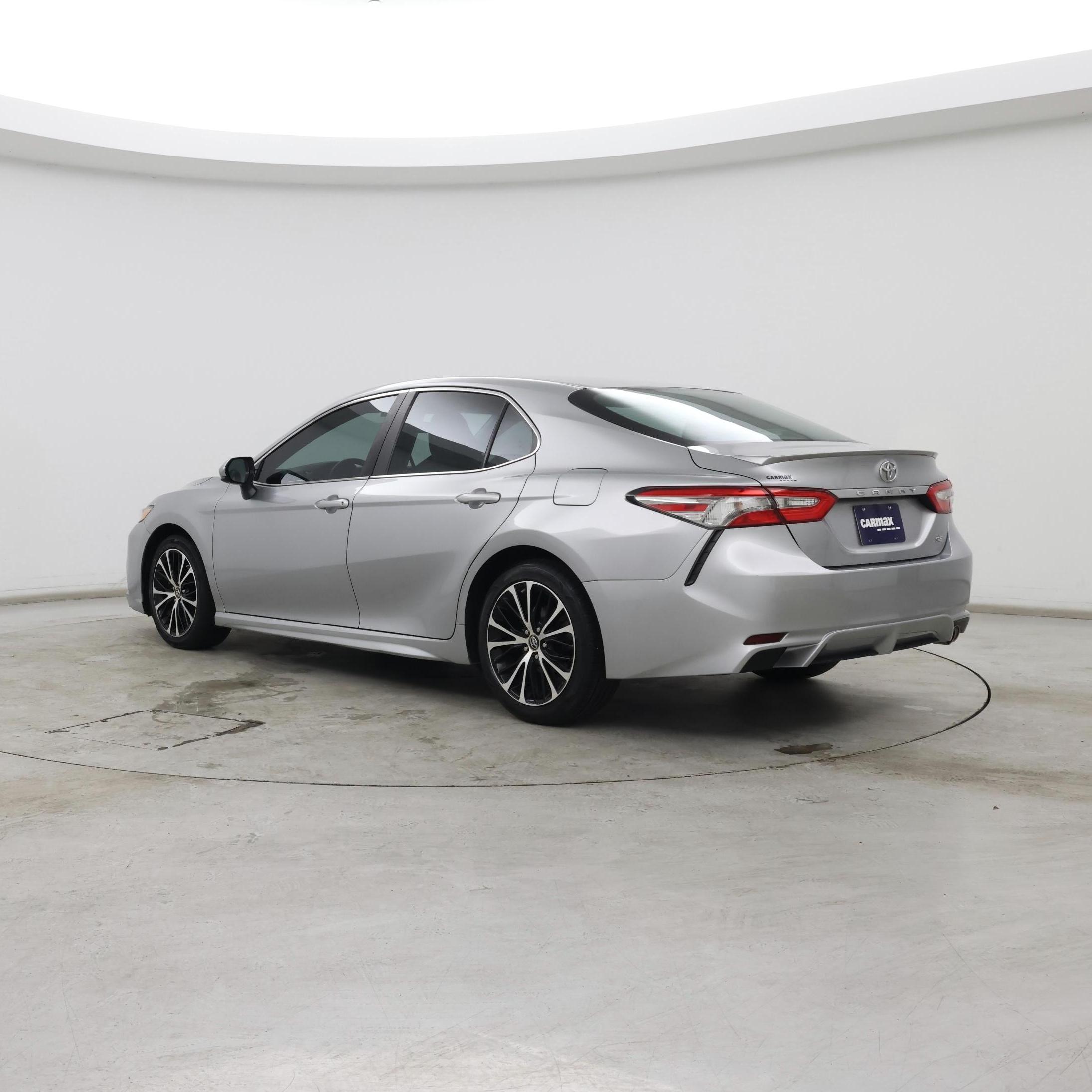 Thumbnail: 2018 Toyota Camry - 2