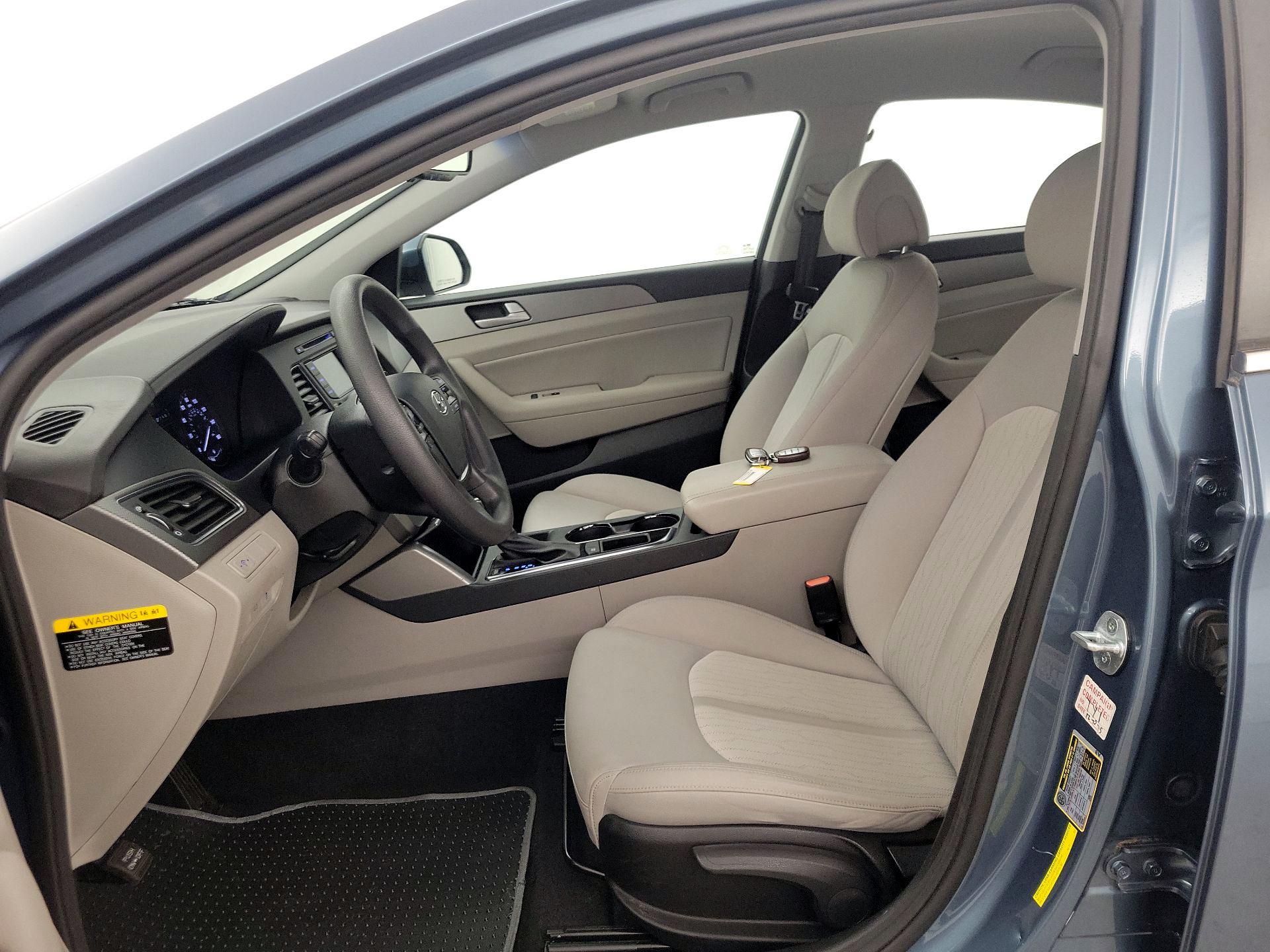 Thumbnail: 2016 Hyundai Sonata - 11