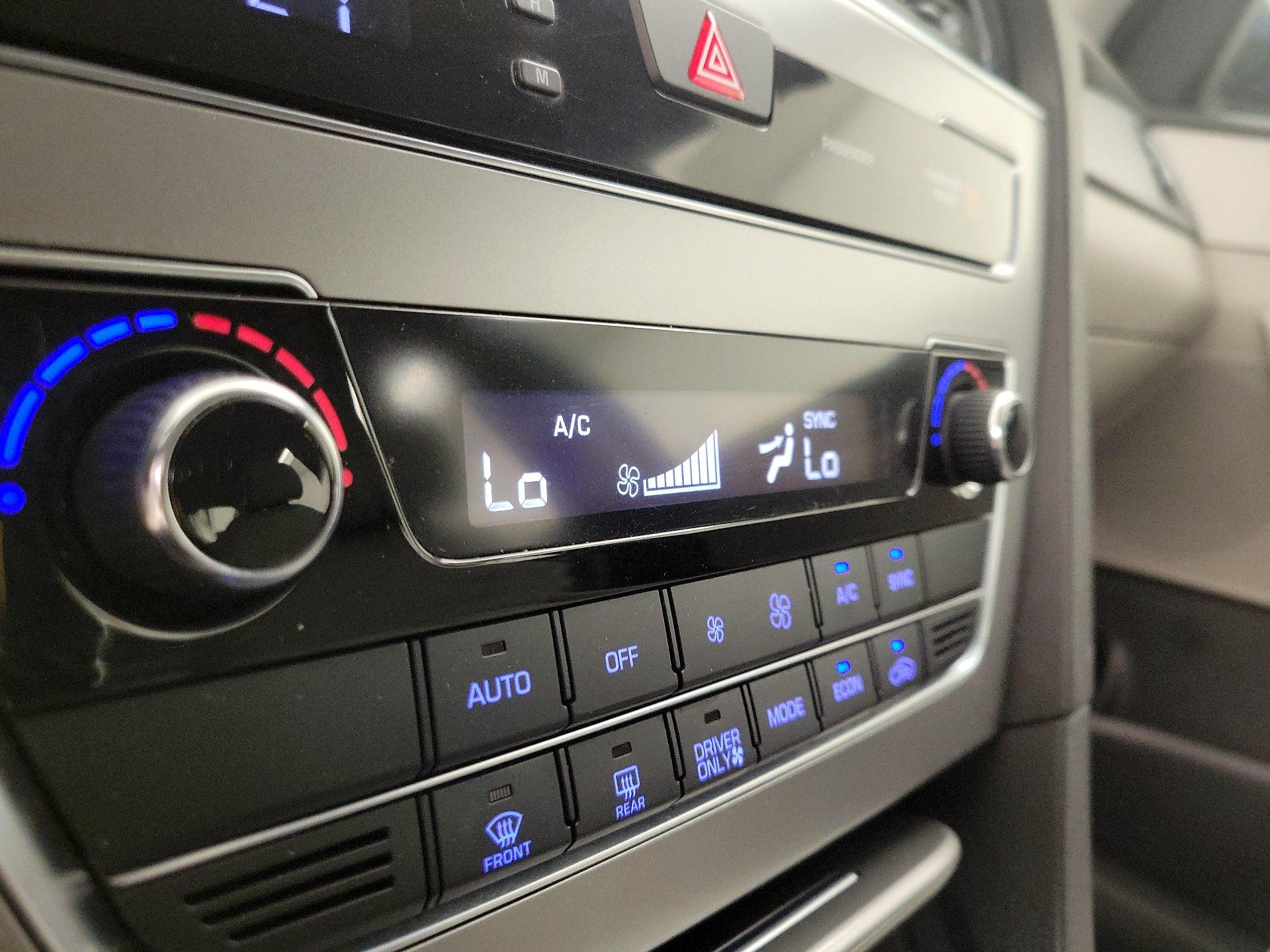 Thumbnail: 2016 Hyundai Sonata - 16
