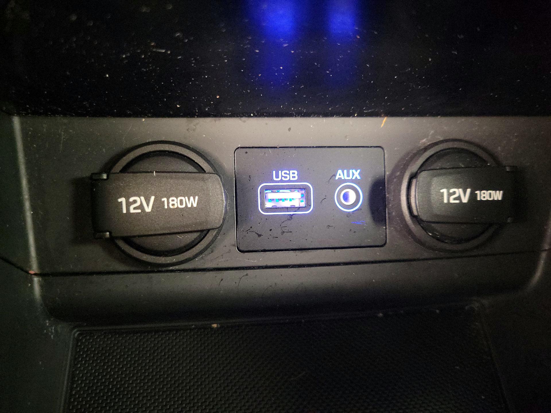 Thumbnail: 2016 Hyundai Sonata - 18