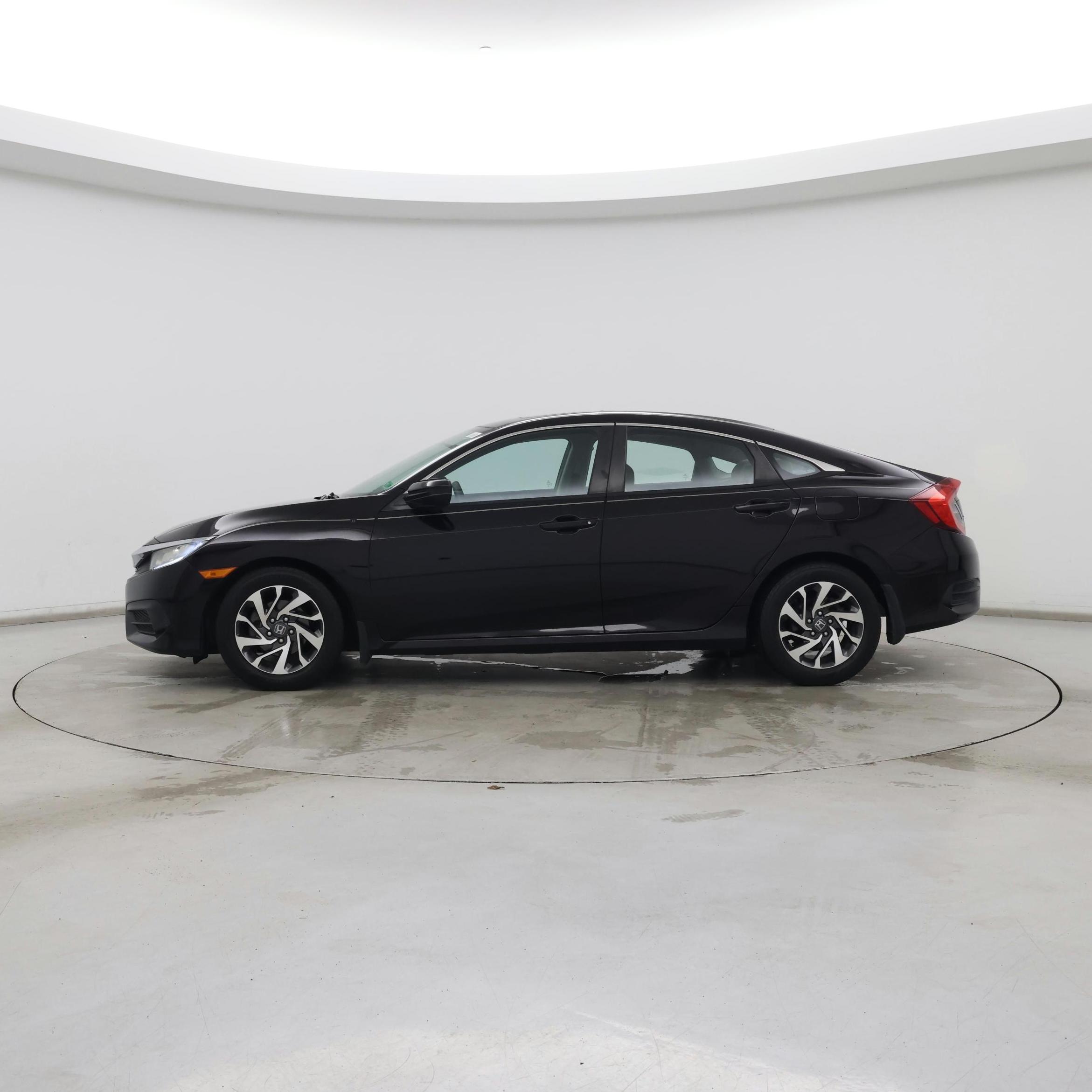 Thumbnail: 2016 Honda Civic - 3