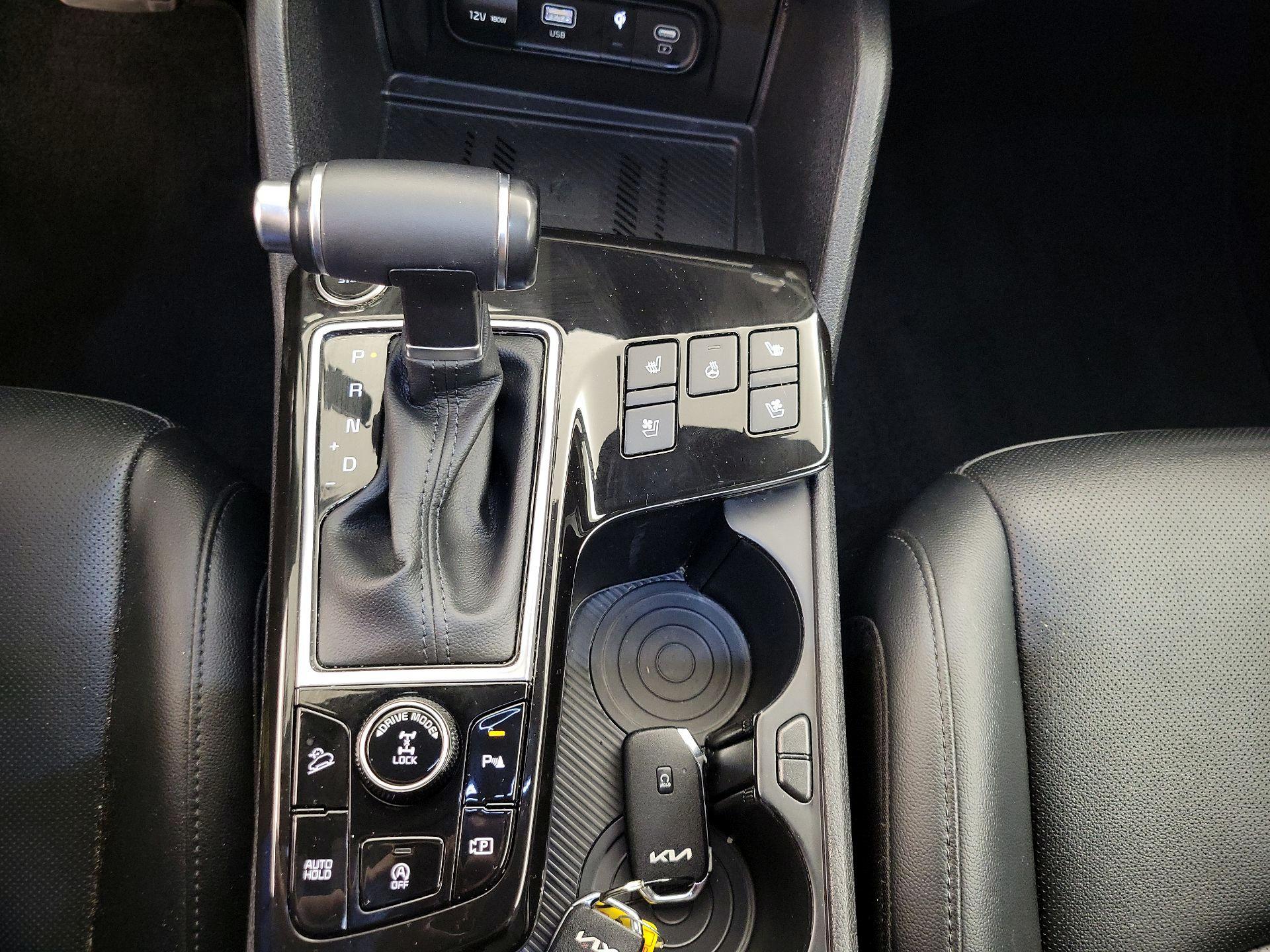 Thumbnail: 2023 Kia Sportage - 17