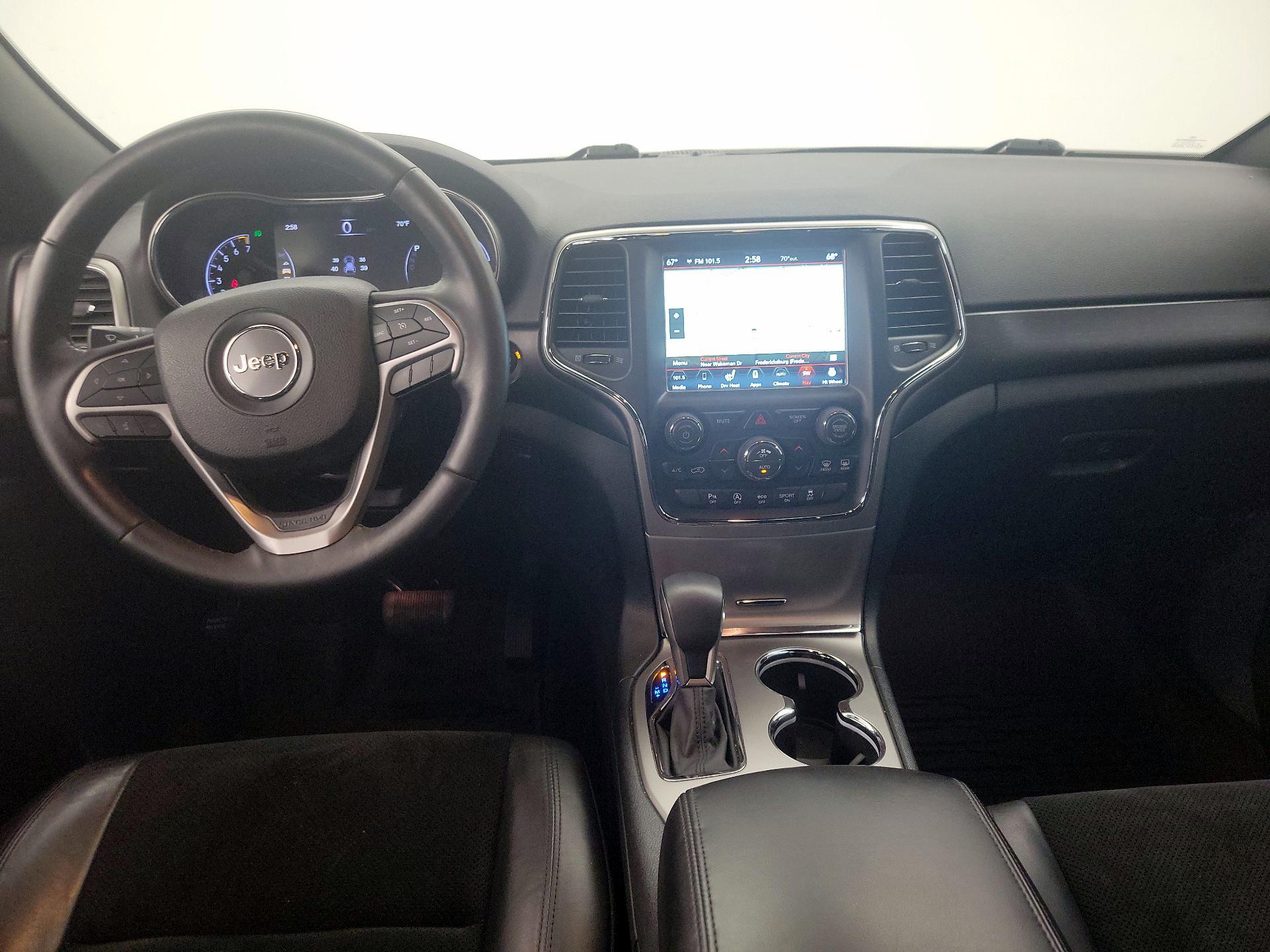 Thumbnail: 2018 Jeep Grand Cherokee - 9