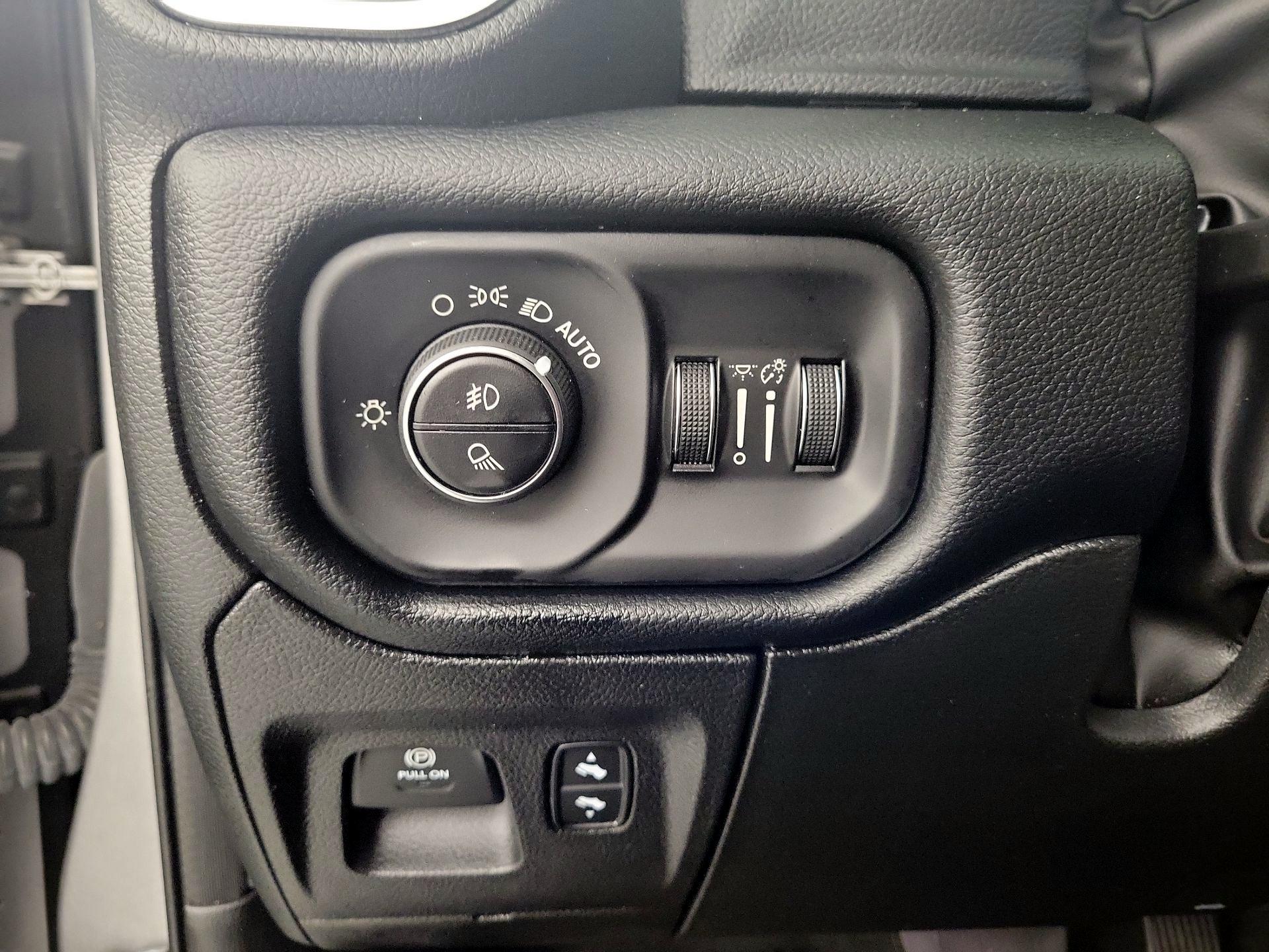 Thumbnail: 2022 RAM 1500 - 13