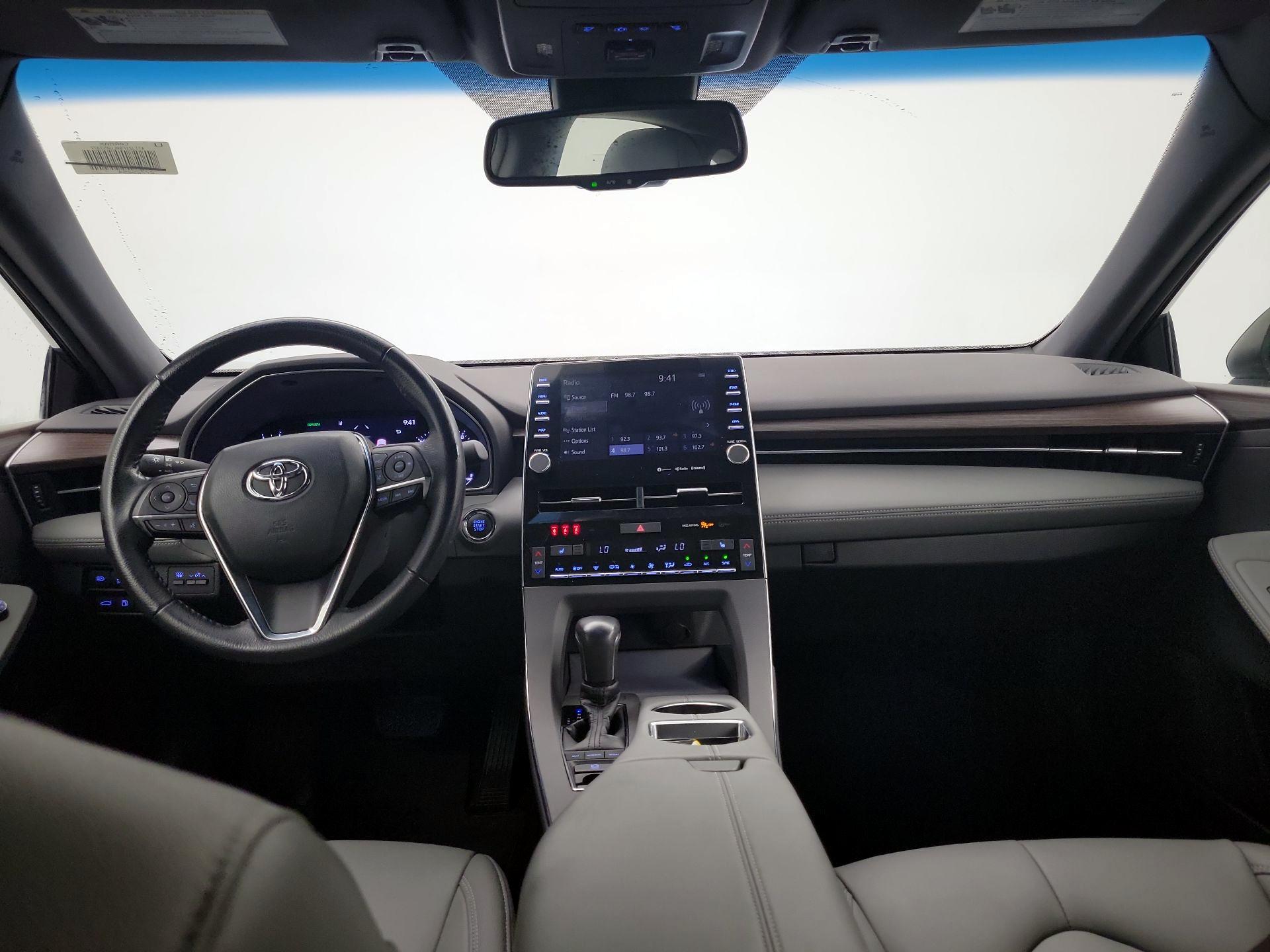 Thumbnail: 2020 Toyota Avalon - 9