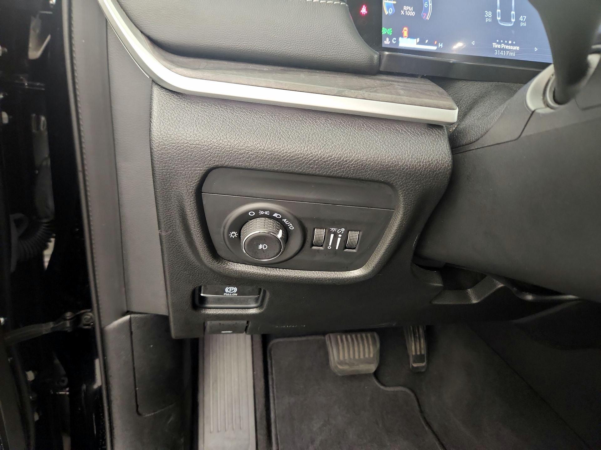 Thumbnail: 2021 Jeep Grand Cherokee L - 13