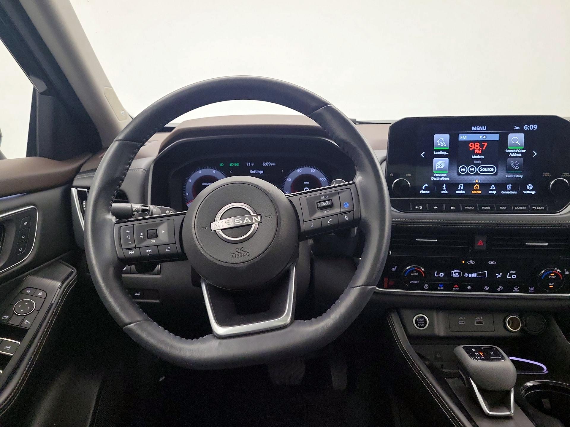 Thumbnail: 2022 Nissan Rogue - 10