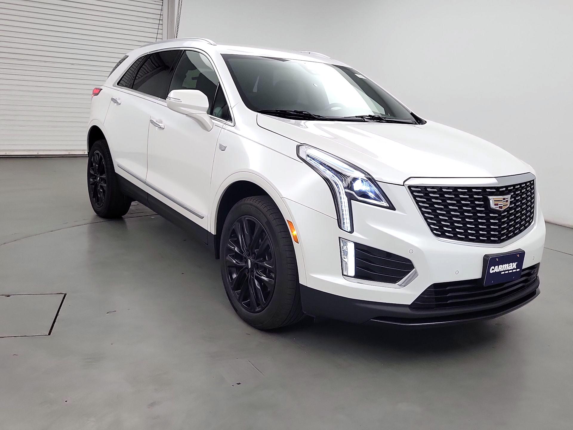 Thumbnail: 2022 Cadillac XT5 - 1