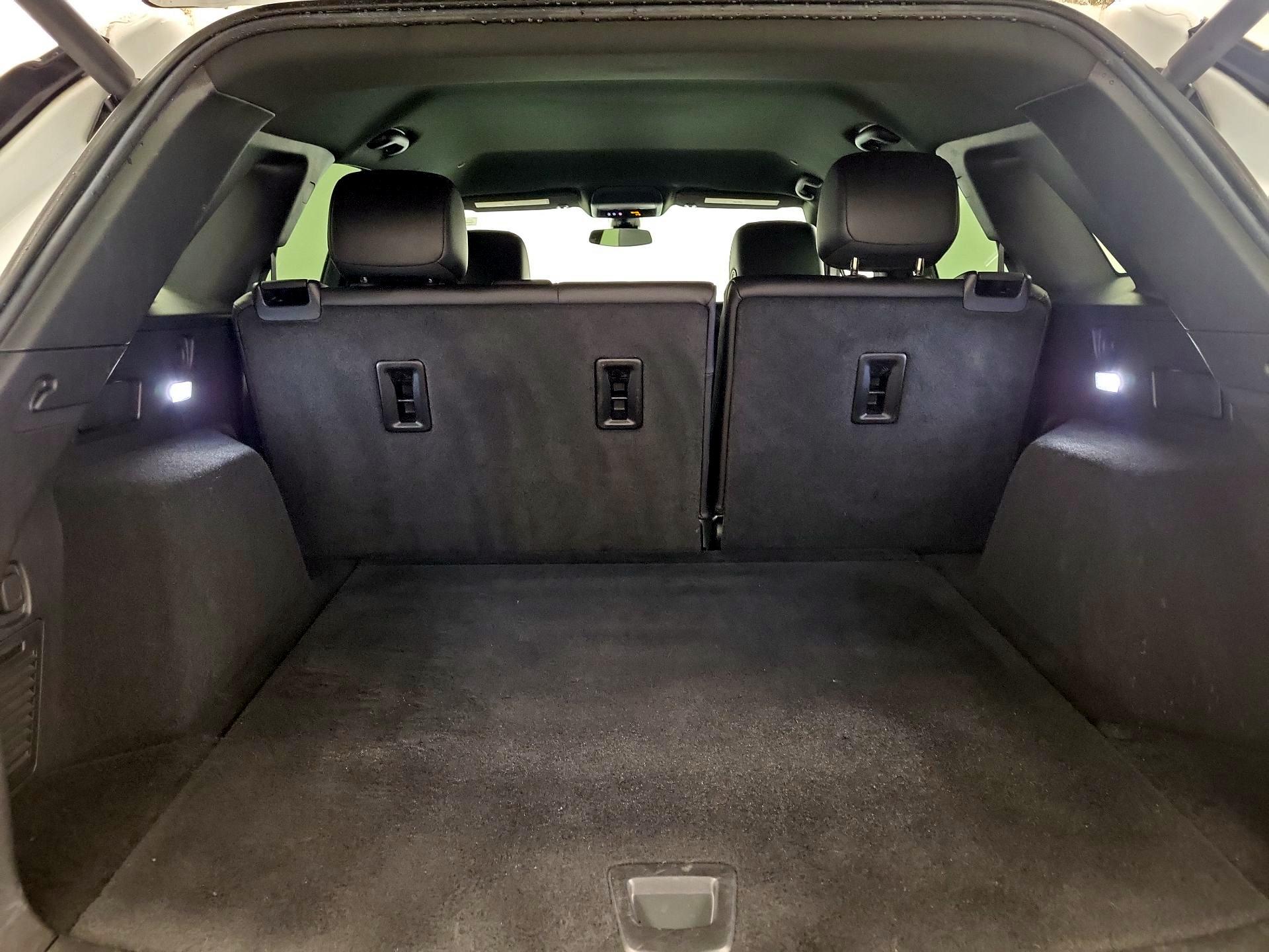 Thumbnail: 2022 Cadillac XT5 - 17