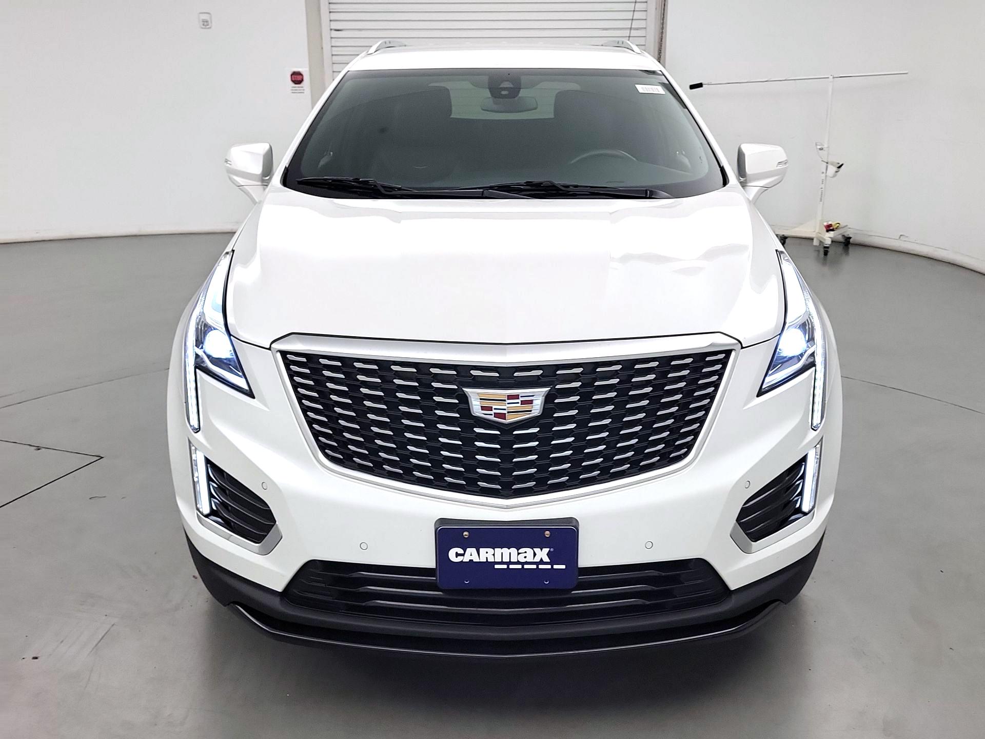 Thumbnail: 2022 Cadillac XT5 - 2