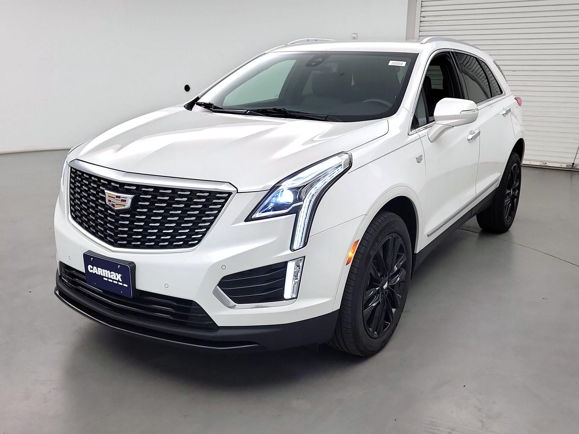 Thumbnail: 2022 Cadillac XT5 - 3