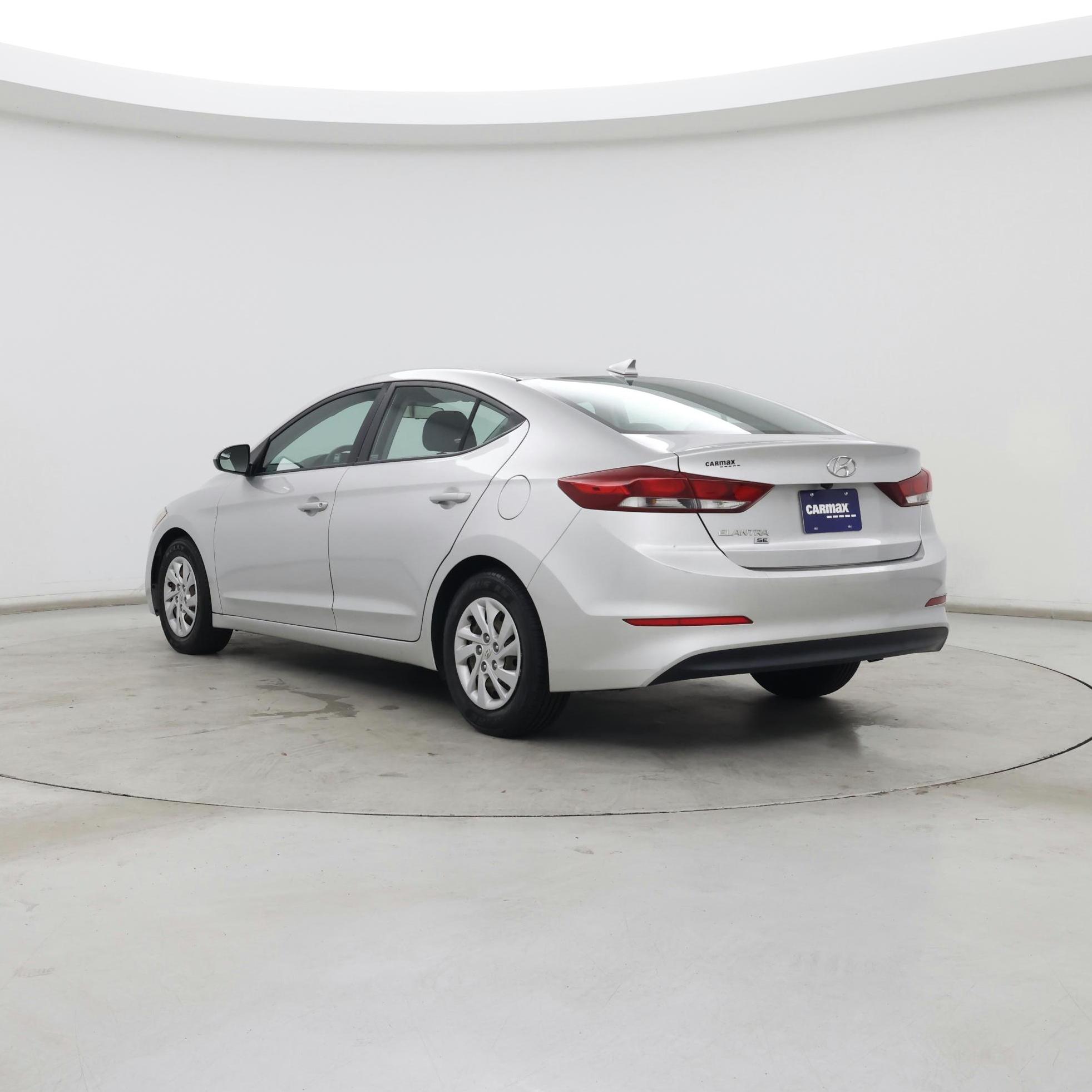 Thumbnail: 2018 Hyundai Elantra - 2