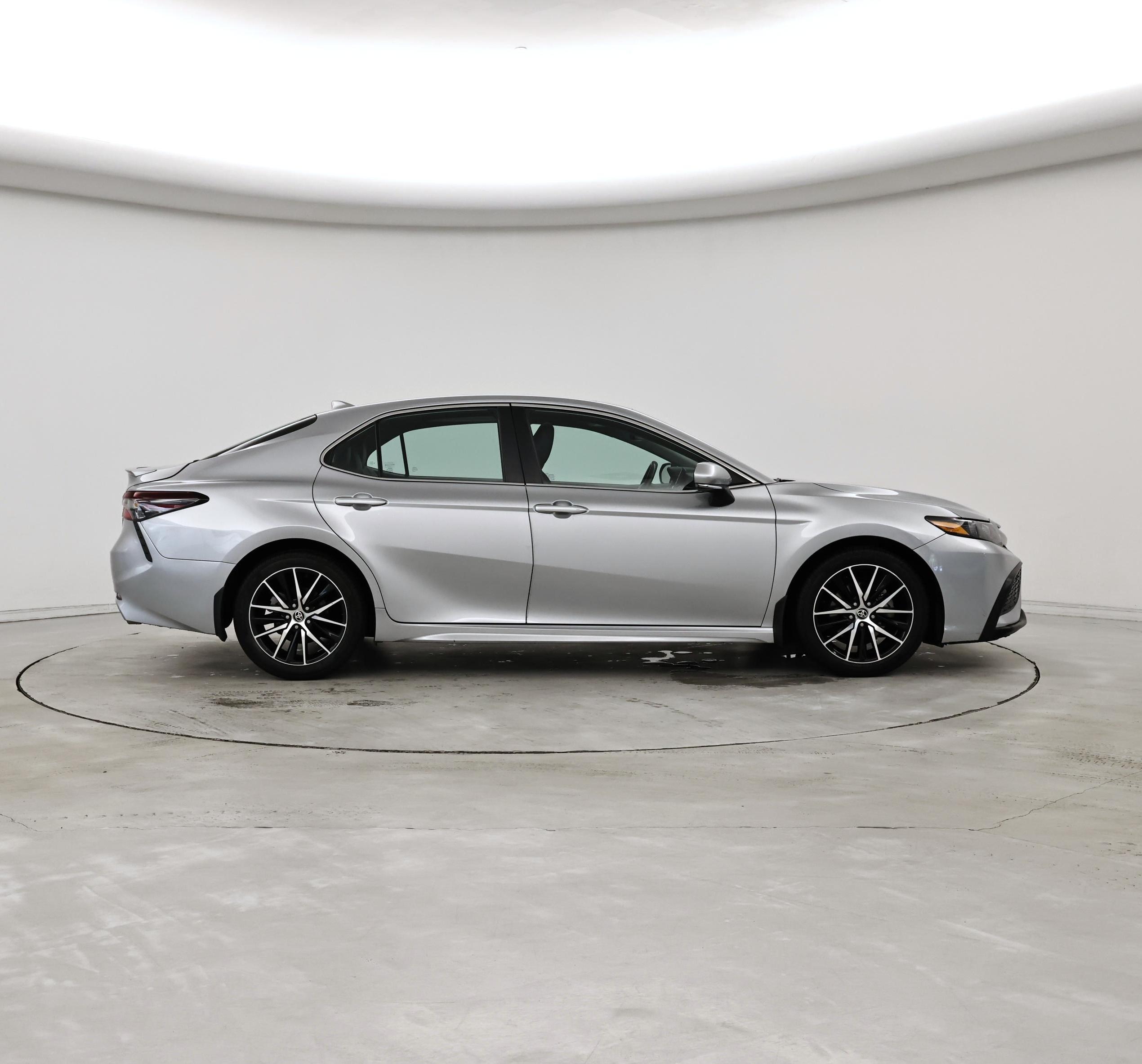 Thumbnail: 2023 Toyota Camry - 7