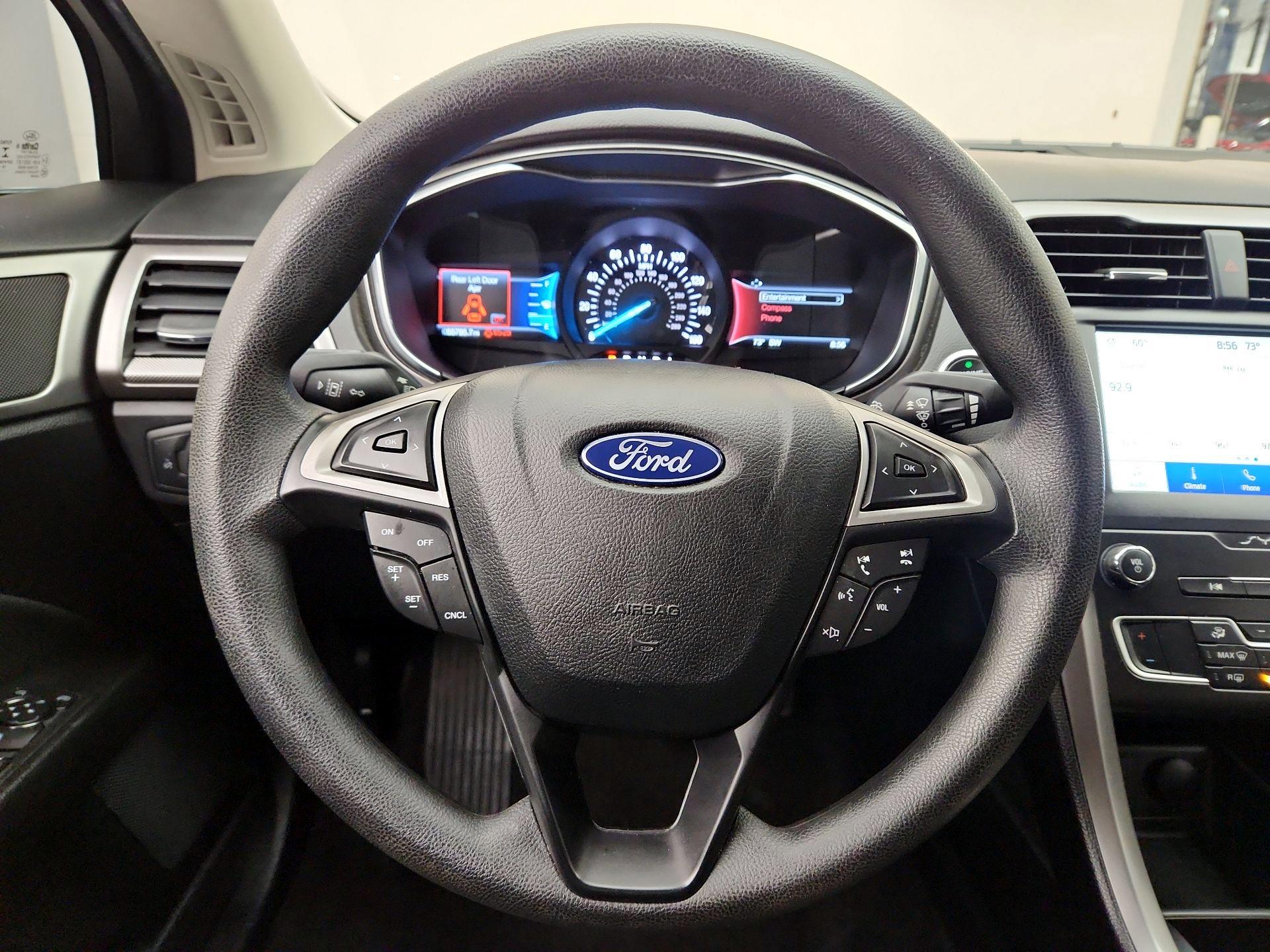 Thumbnail: 2020 Ford Fusion - 10