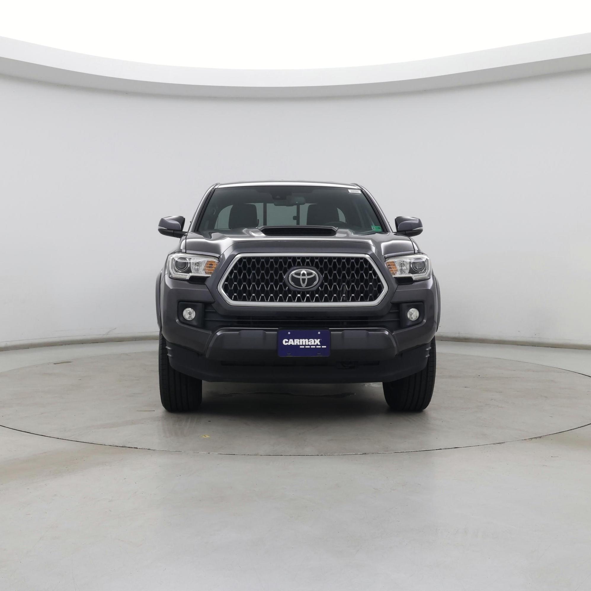 Thumbnail: 2019 Toyota Tacoma - 5