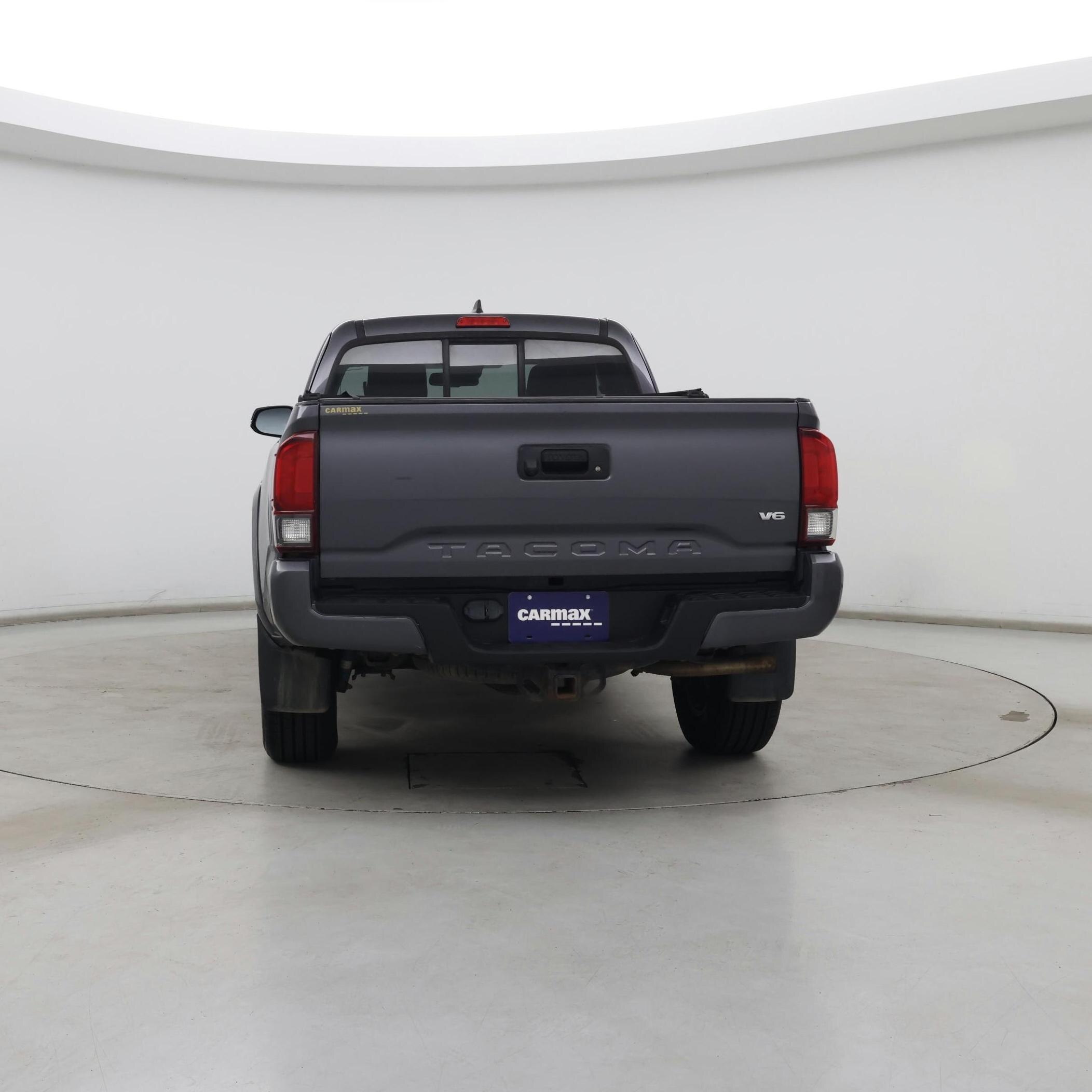 Thumbnail: 2019 Toyota Tacoma - 6