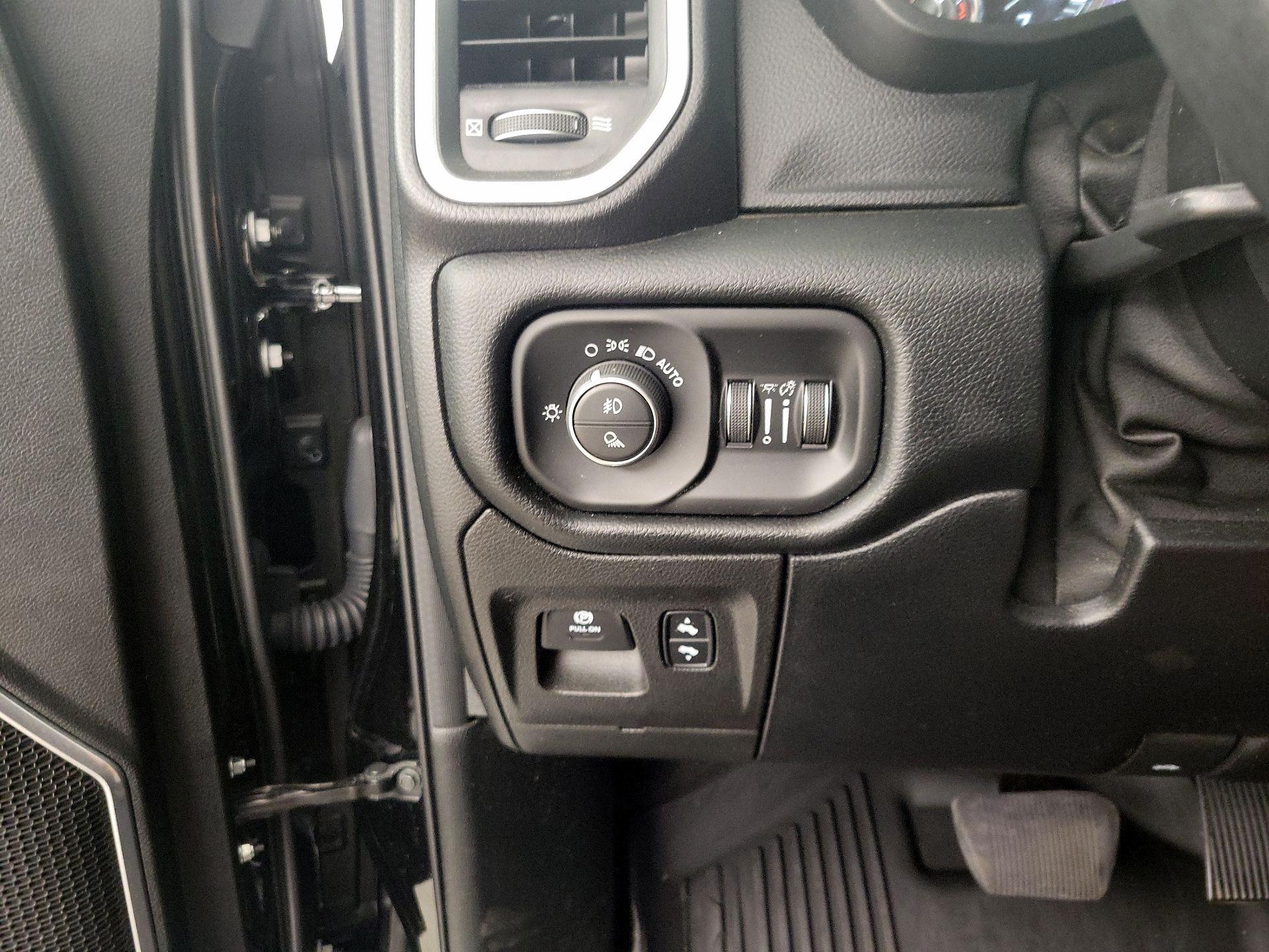 Thumbnail: 2020 RAM 1500 - 13