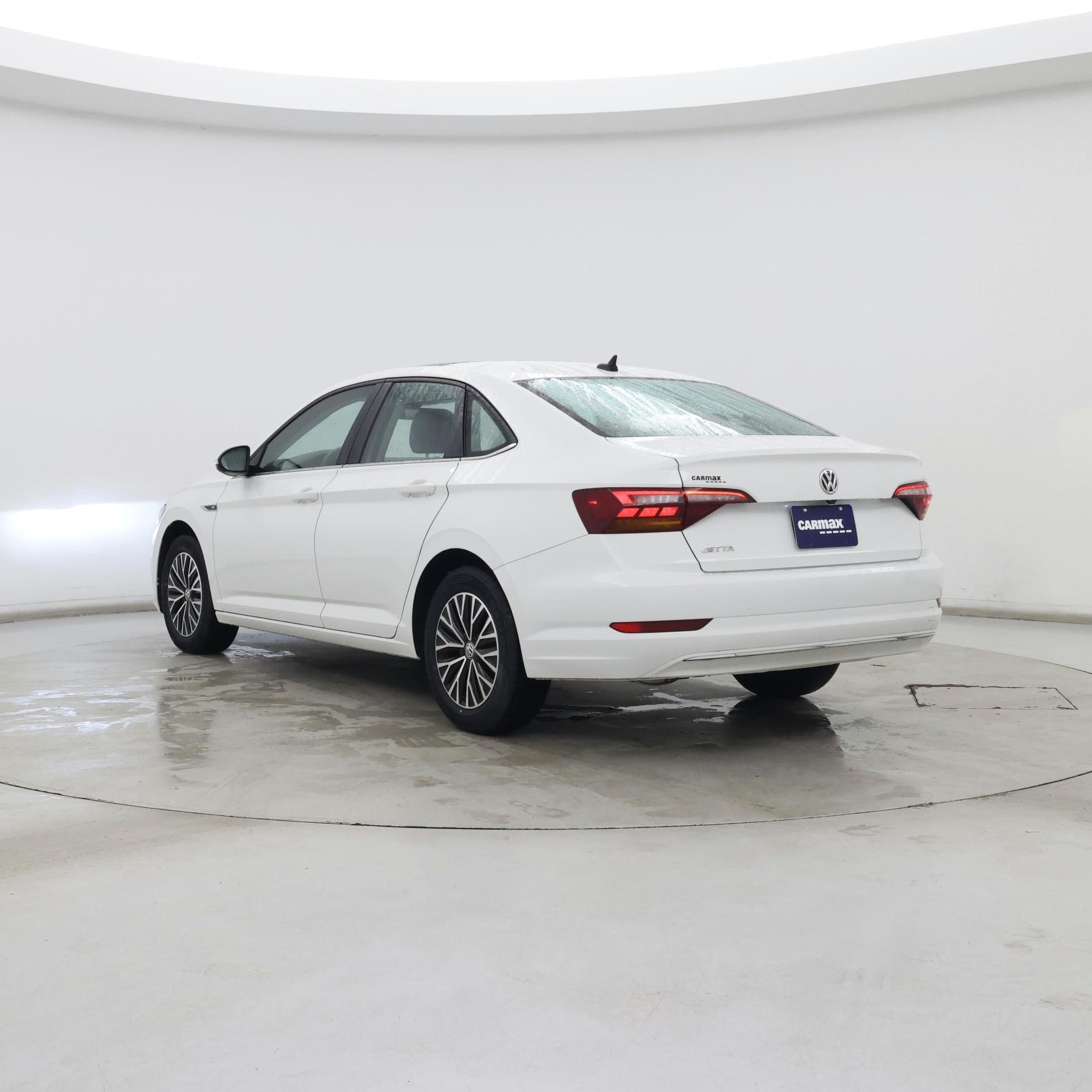 Thumbnail: 2019 Volkswagen Jetta - 2