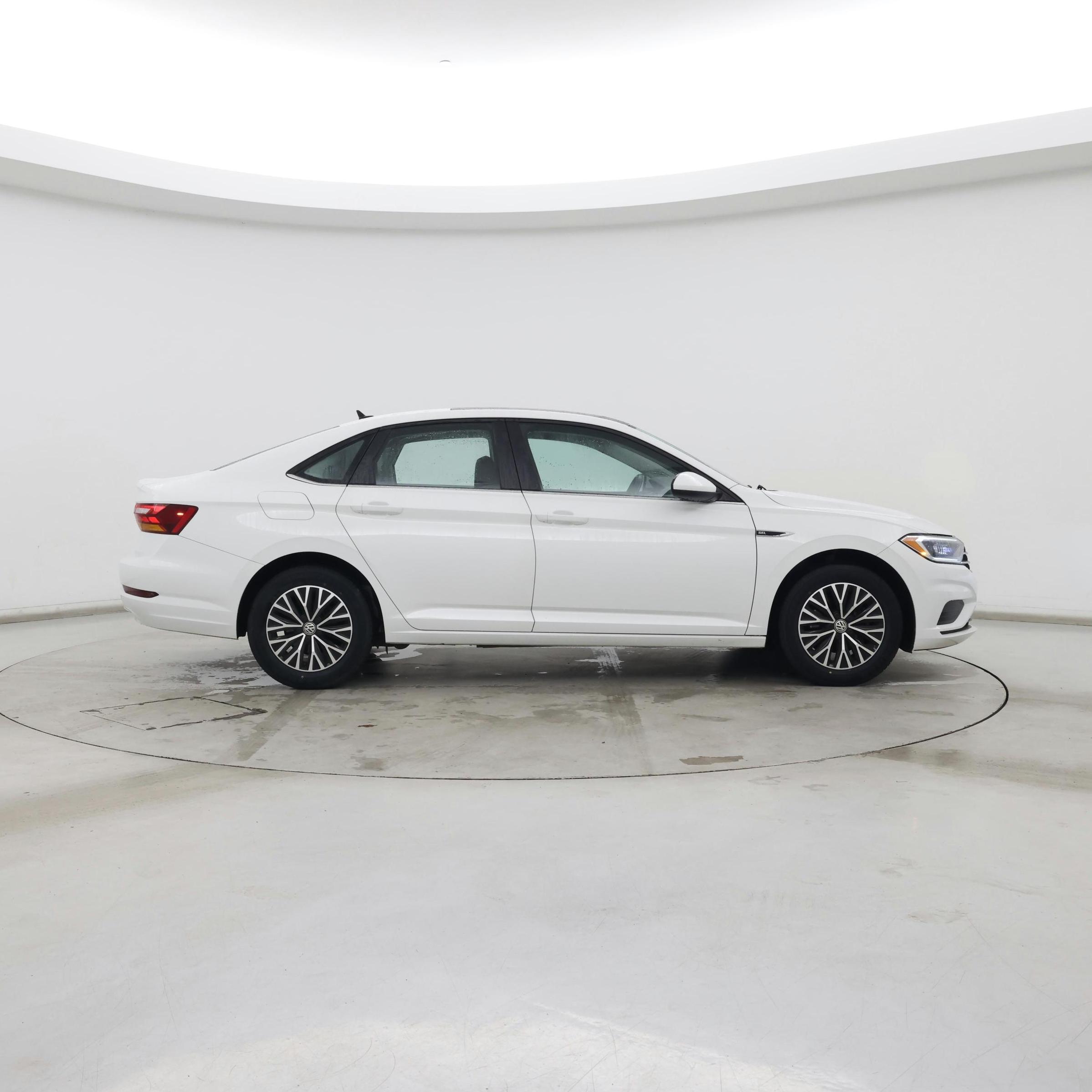 Thumbnail: 2019 Volkswagen Jetta - 7