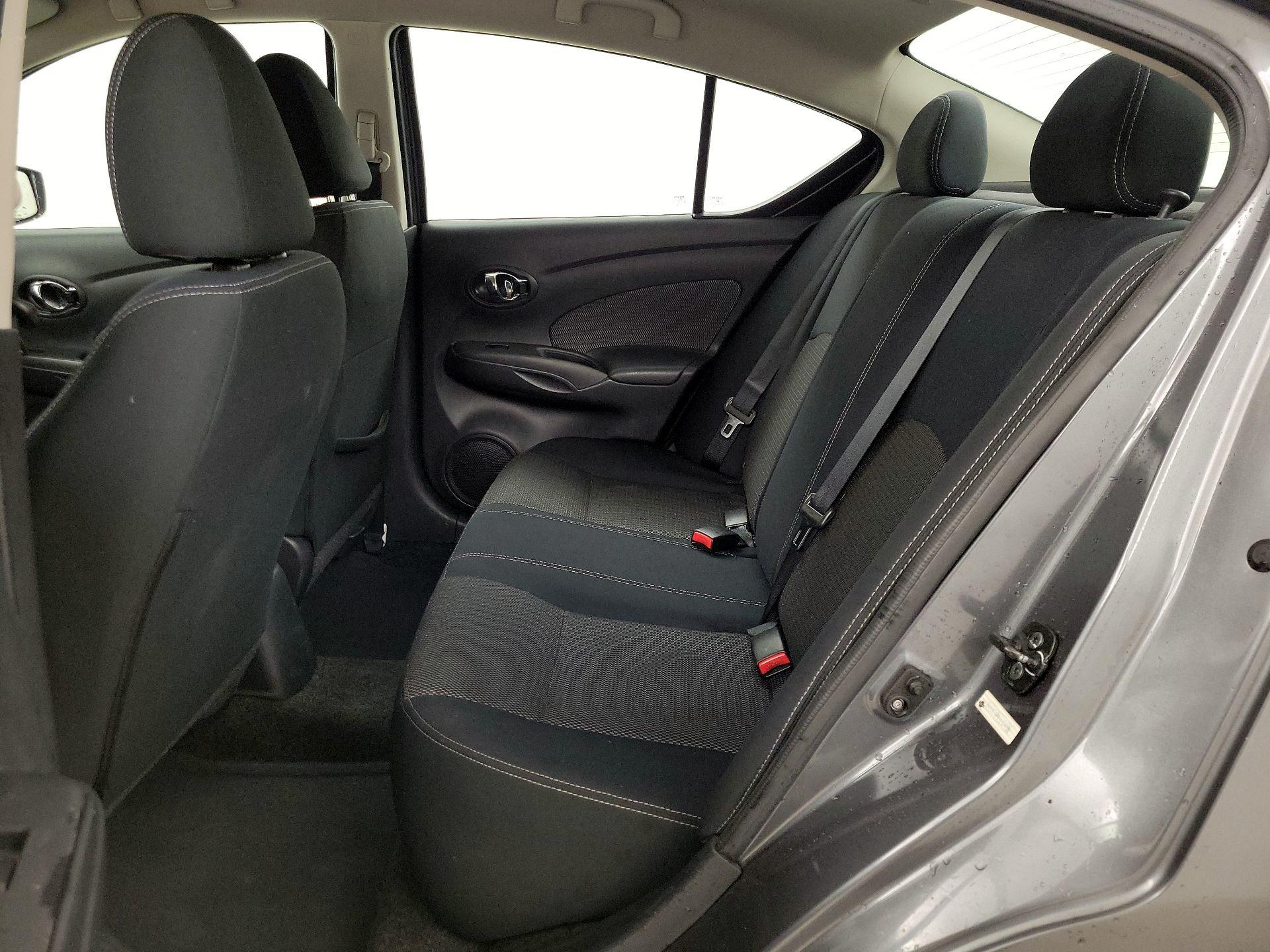 Thumbnail: 2016 Nissan Versa - 18