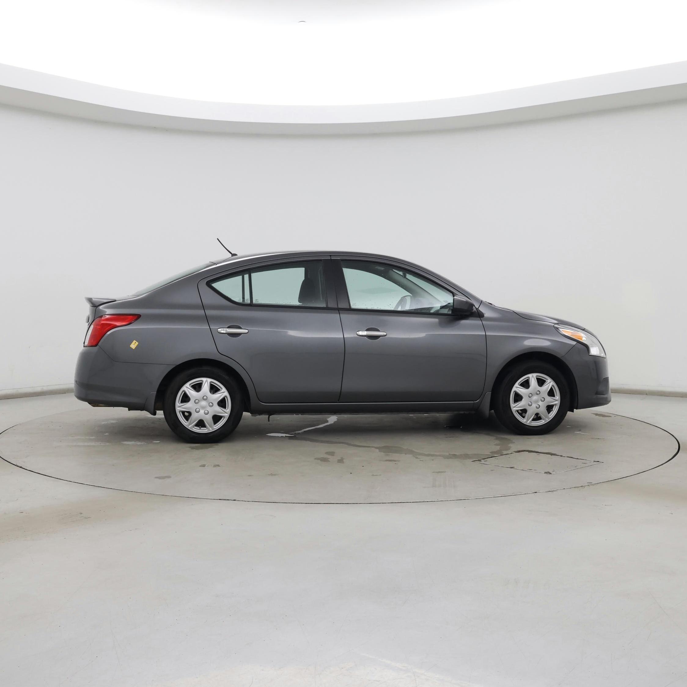 Thumbnail: 2016 Nissan Versa - 7