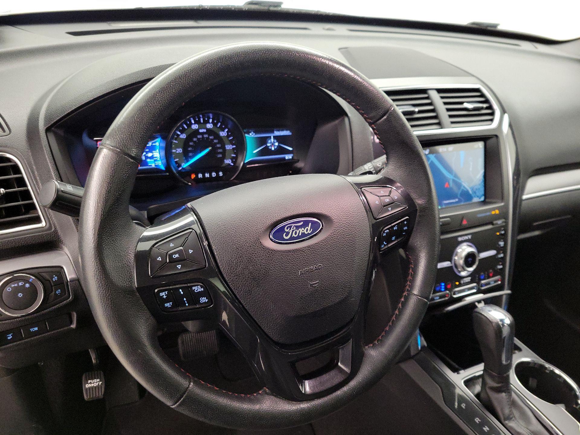 Thumbnail: 2019 Ford Explorer - 10