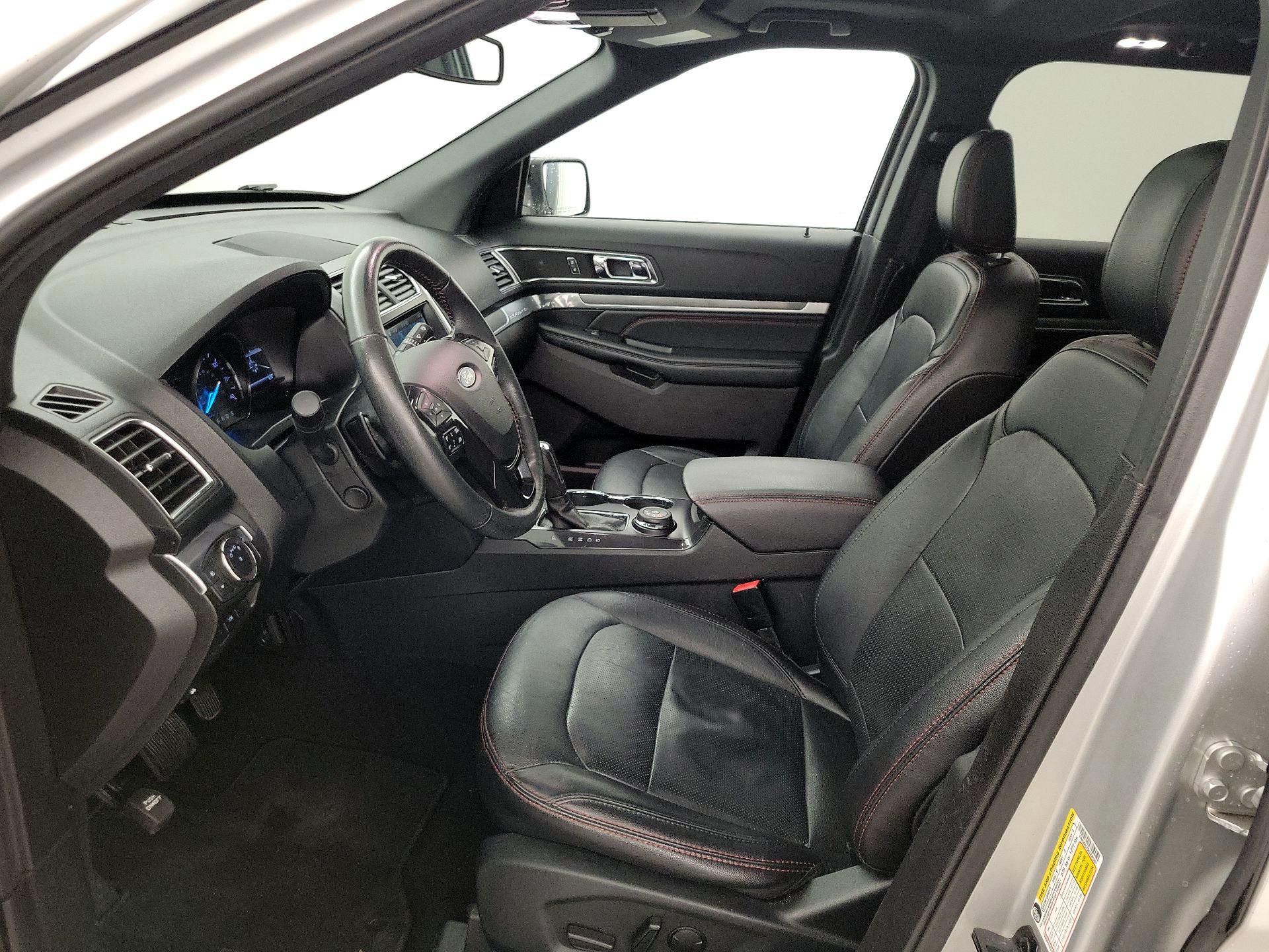 Thumbnail: 2019 Ford Explorer - 11